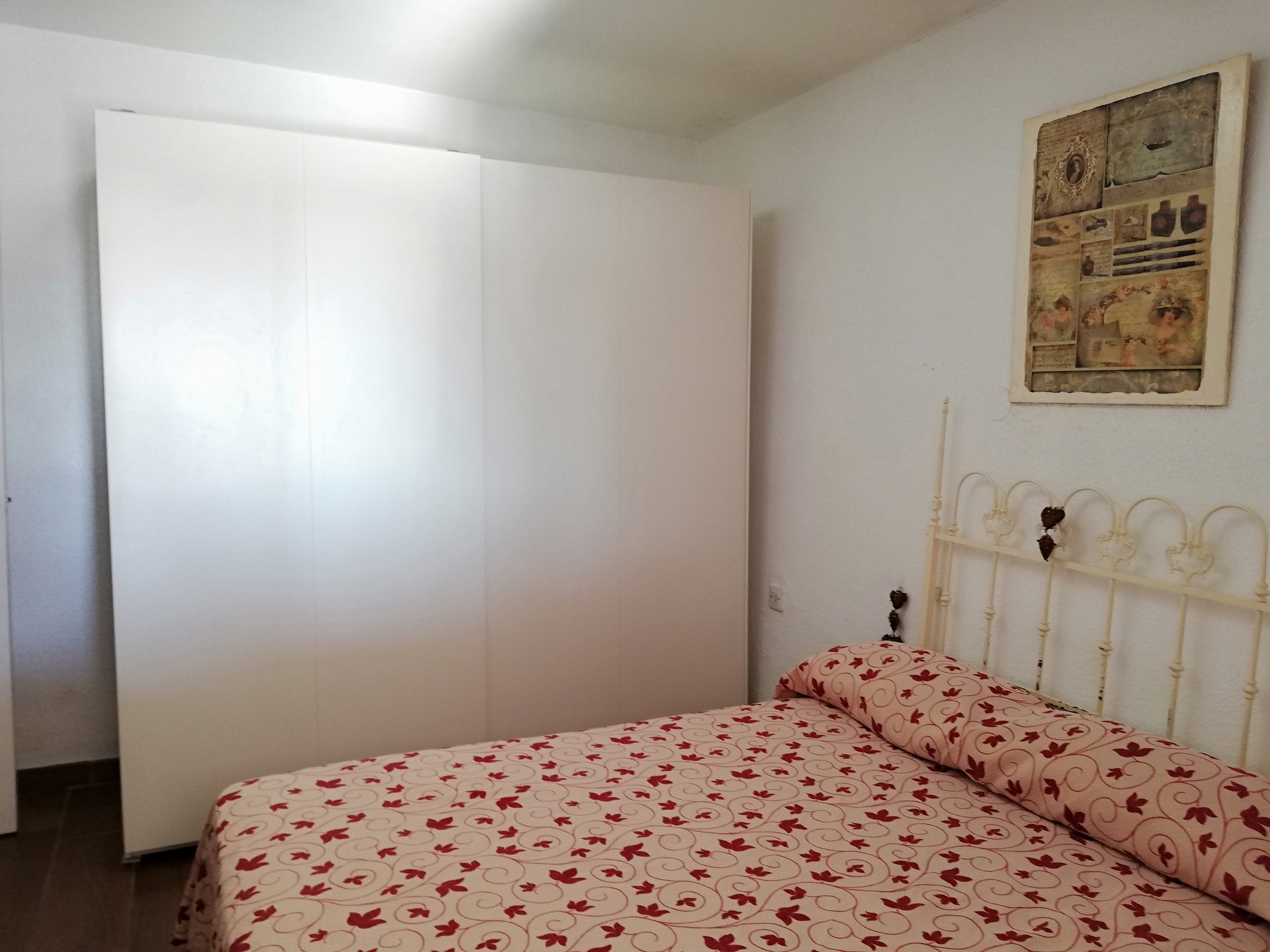 1 Room Apartment For Rent In El Palo 3 Minutes Walking To The Beach And Close To The Spanish Language Academies