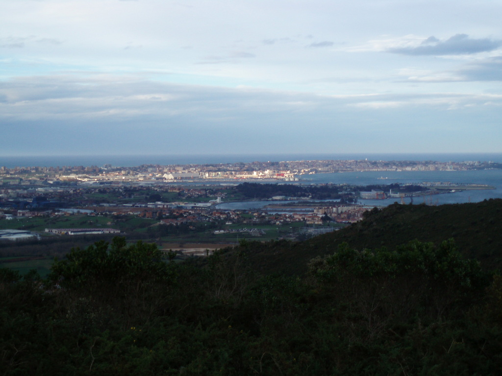 Santander desde el parque natural de Cabárceno