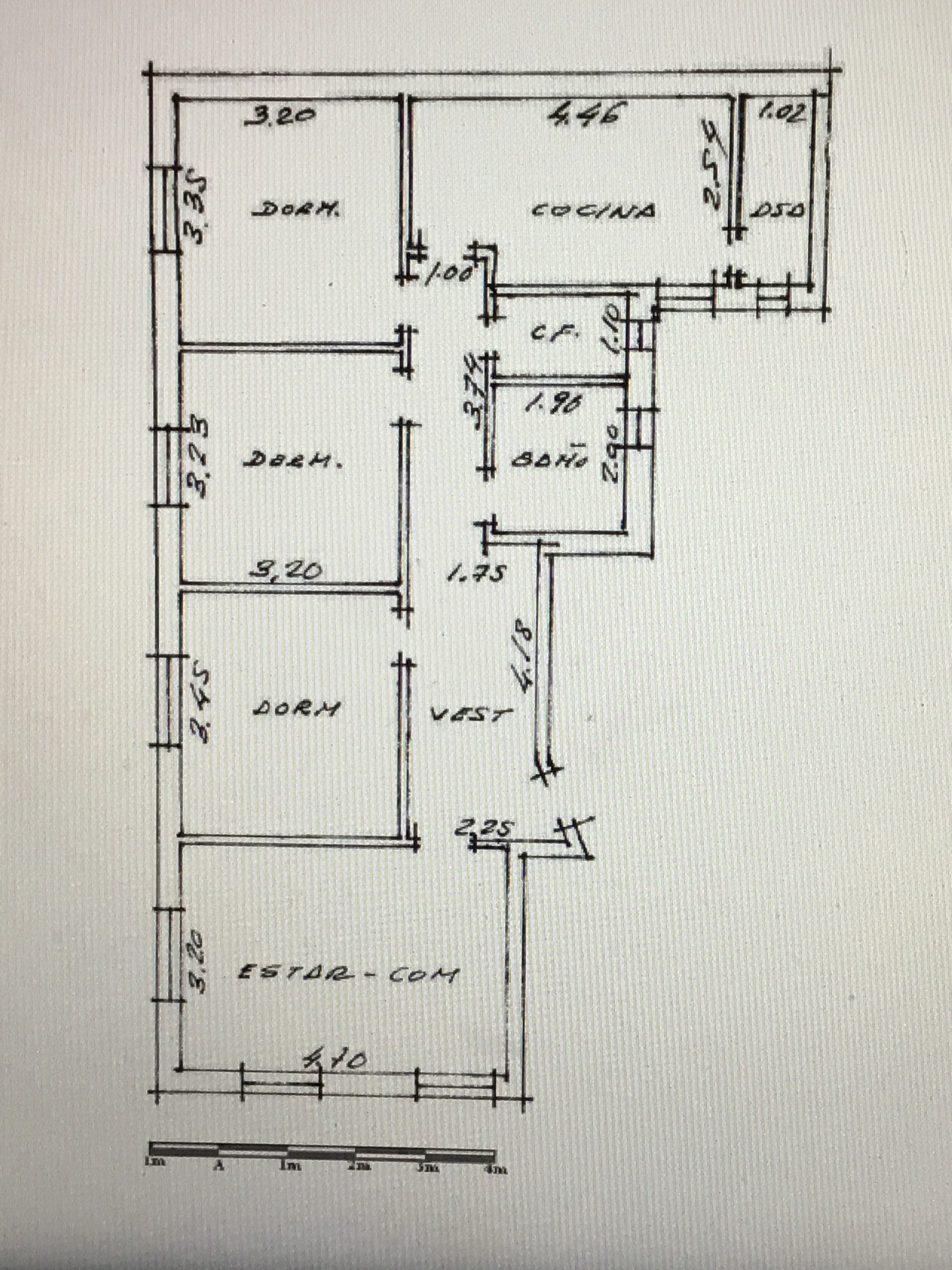 Habitación en piso compartido de 15 m2. Habitación exterior 1