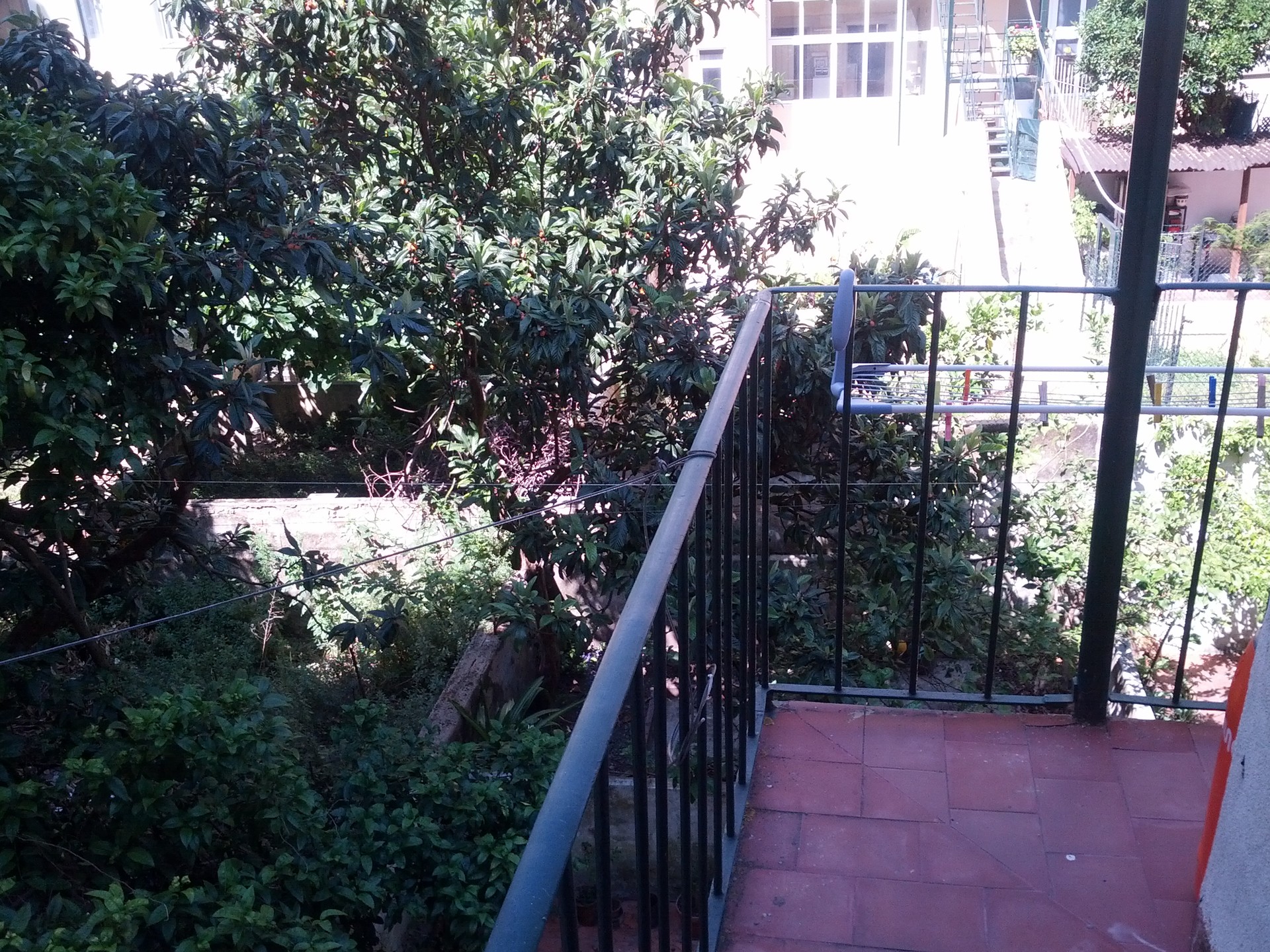 SUNNY BALCONY!! Shopping Mall in front, 3 Metro Lines + Bus ONLY GIRLS