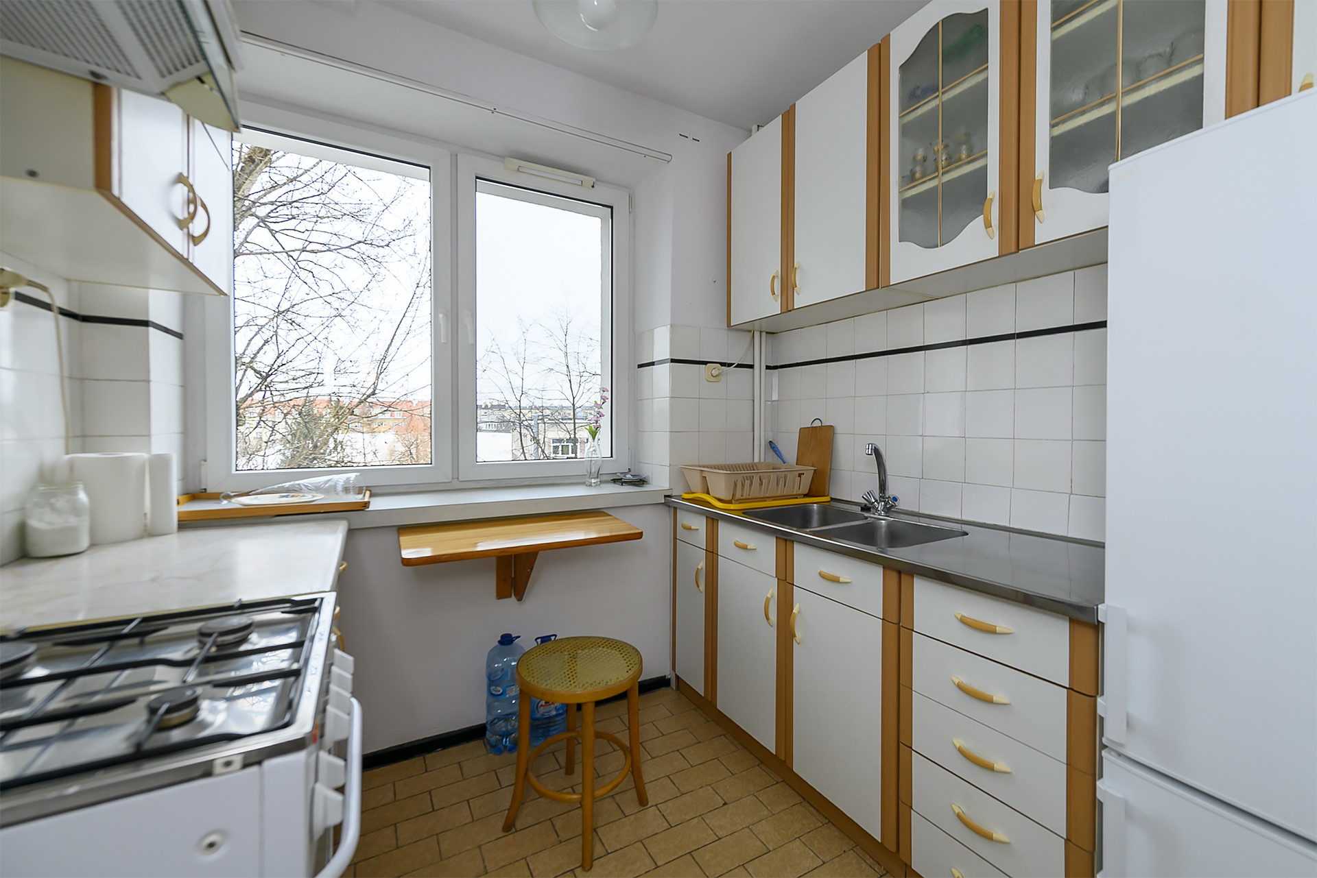 Large 2 bedroom apartment in Warsaw Praga with perfect access to city