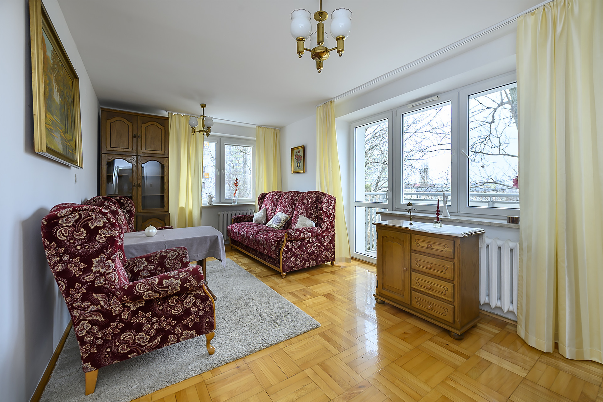 Large 2 bedroom apartment in Warsaw Praga with perfect access to city