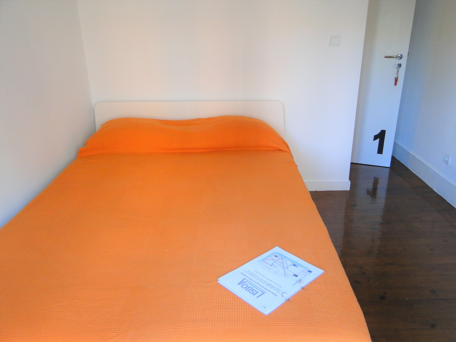 1st floor _ LisboaInndoors Alameda Bedrooms