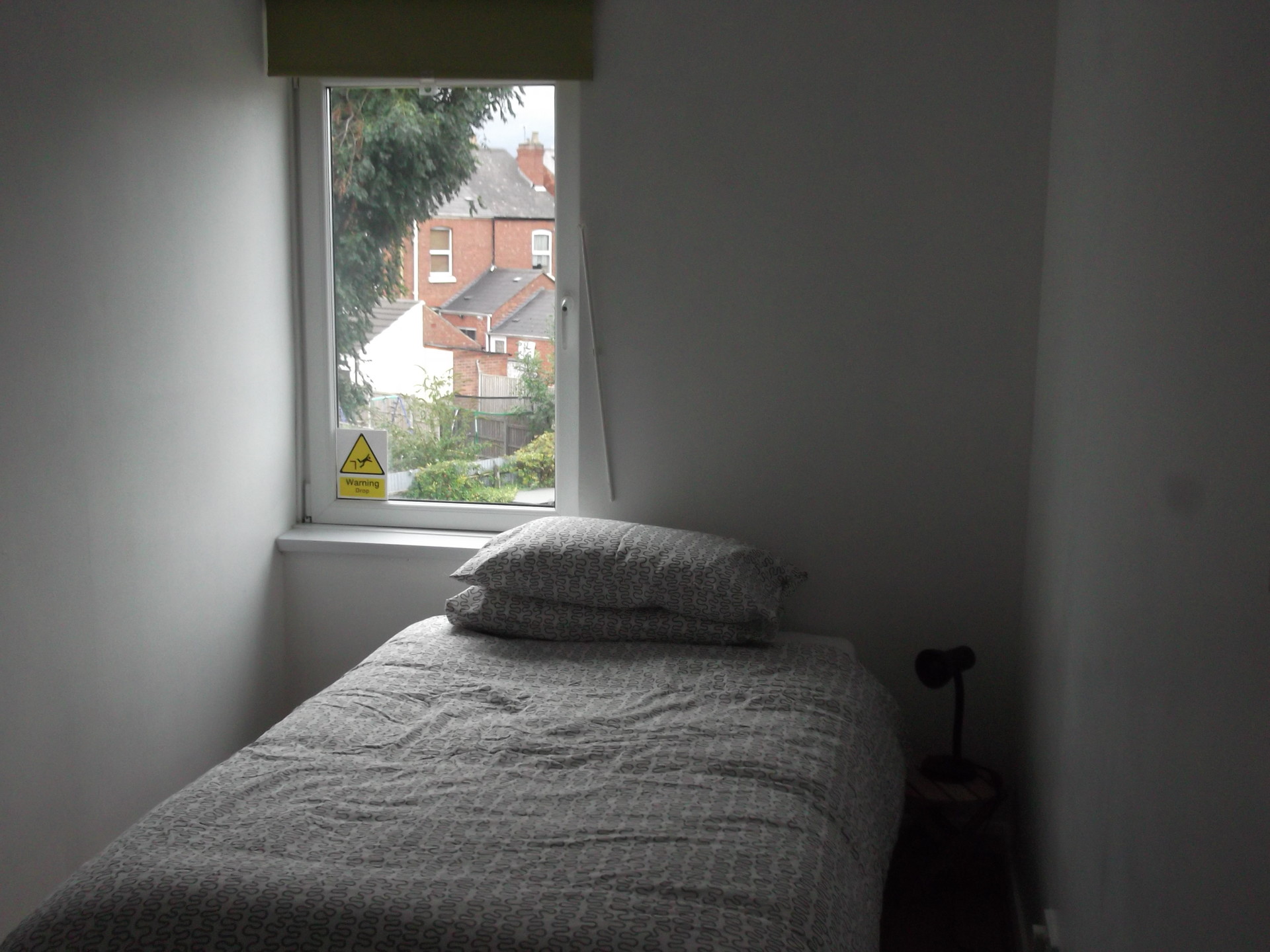 2 fully furnished singles rooms availables Room for rent Coventry