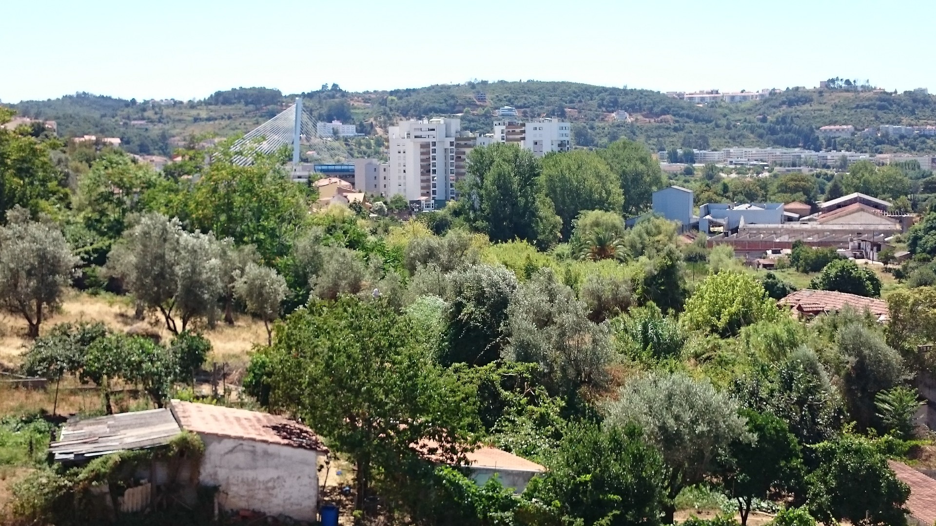 Quartos em apartamento sem senhorio com acesso a sala de estar