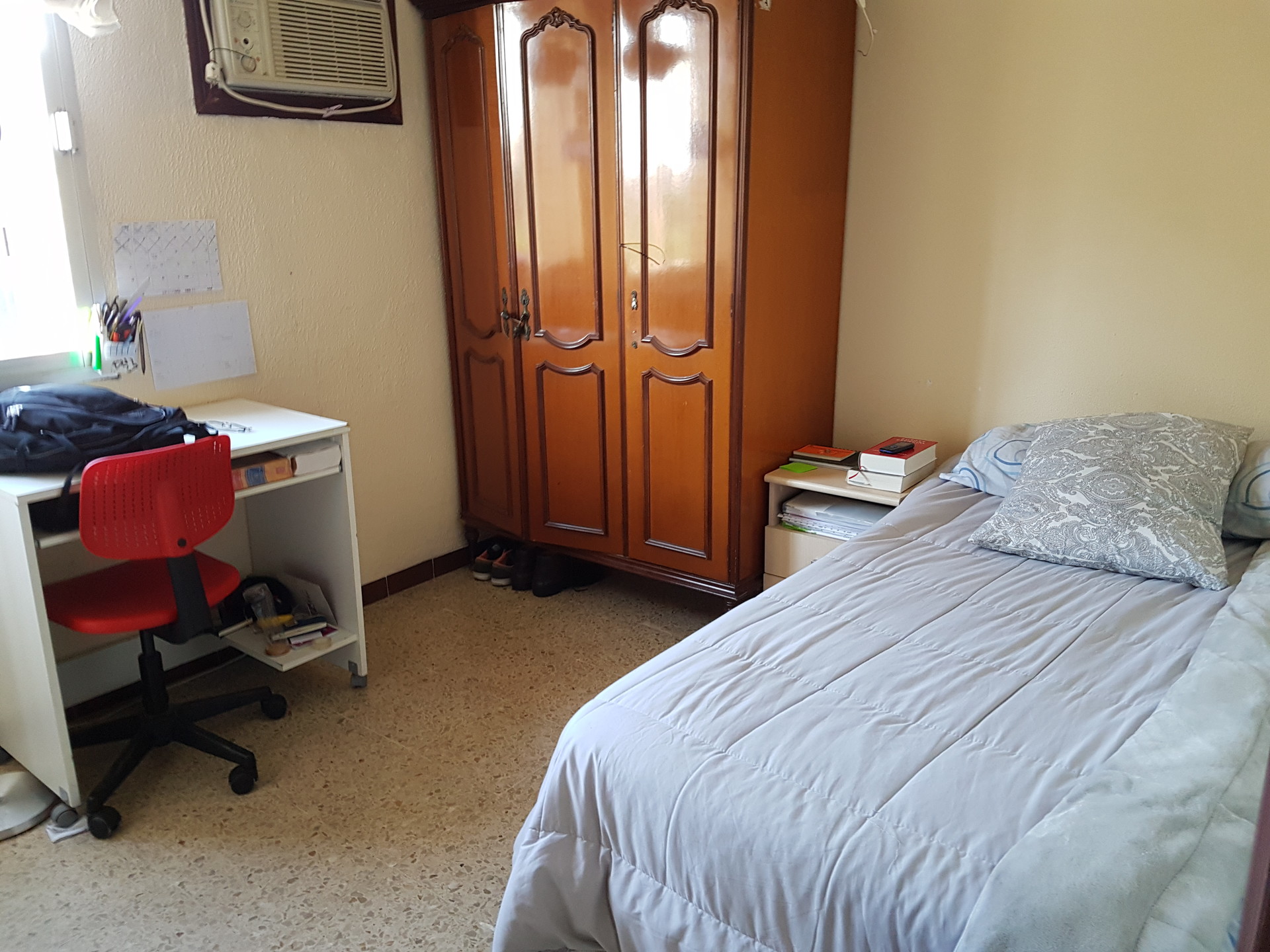 2 rooms to share in Montequinto Room for rent Sevilla