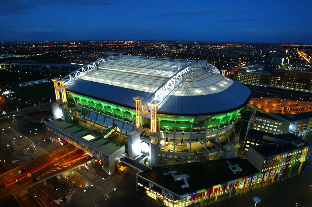 27-best-football-stadiums-europe-14d6915