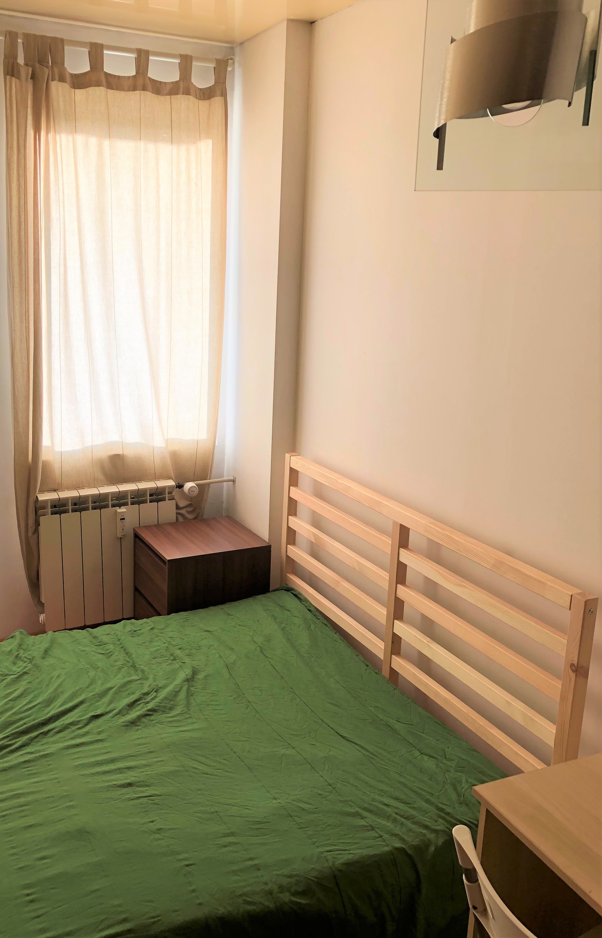 Nice Room In A Quiet Area Close To The Bus Stop Room For Rent