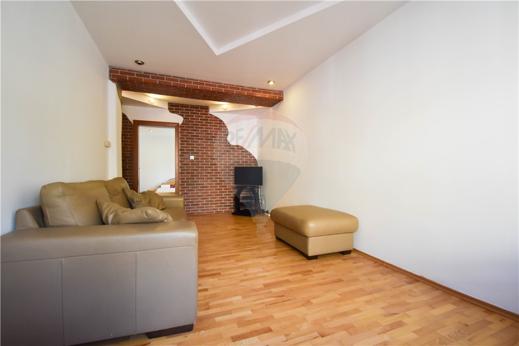 2room apartment for rent, 61m2, sunny, spacious, brick, renovated