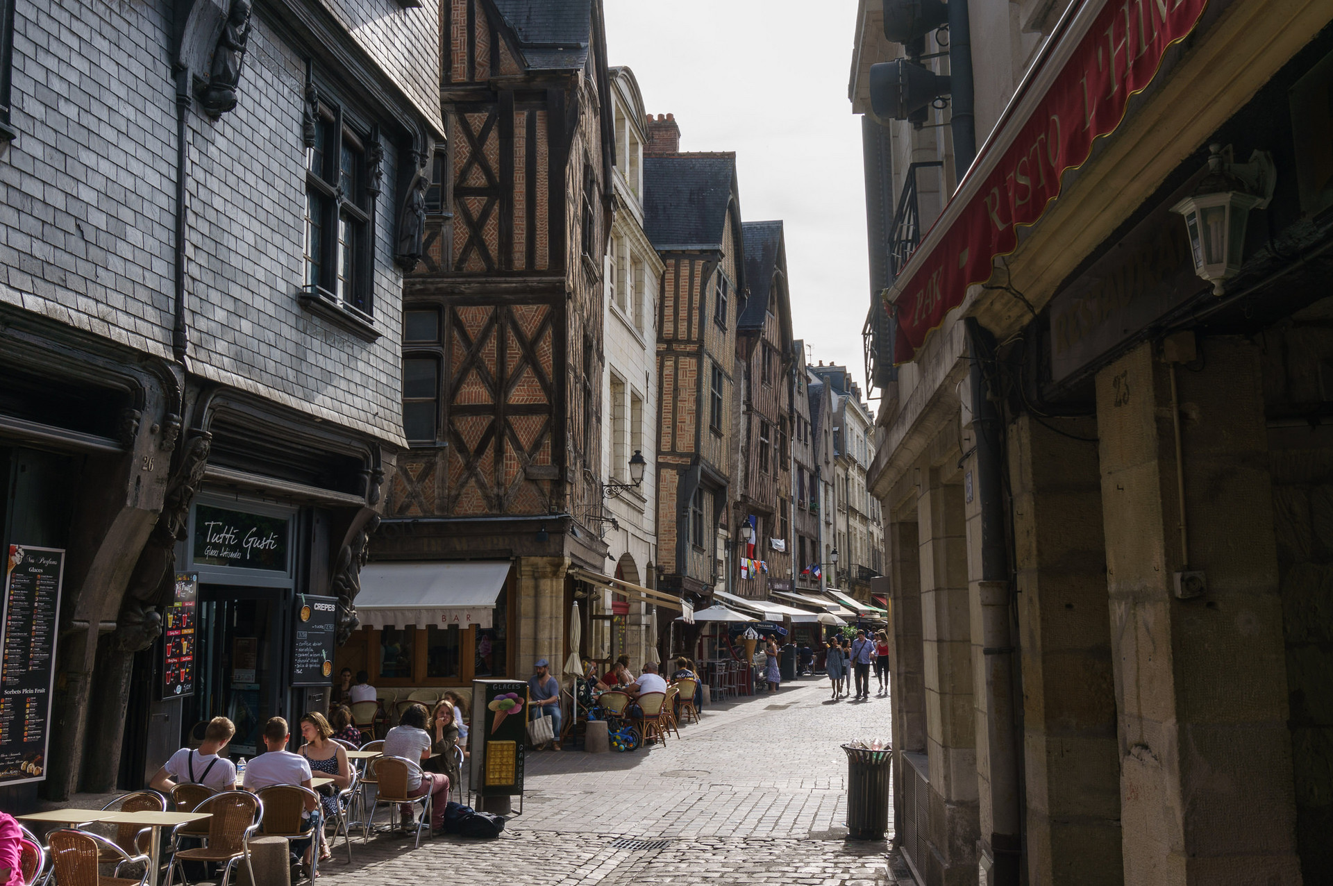 Risultati immagini per tours francia