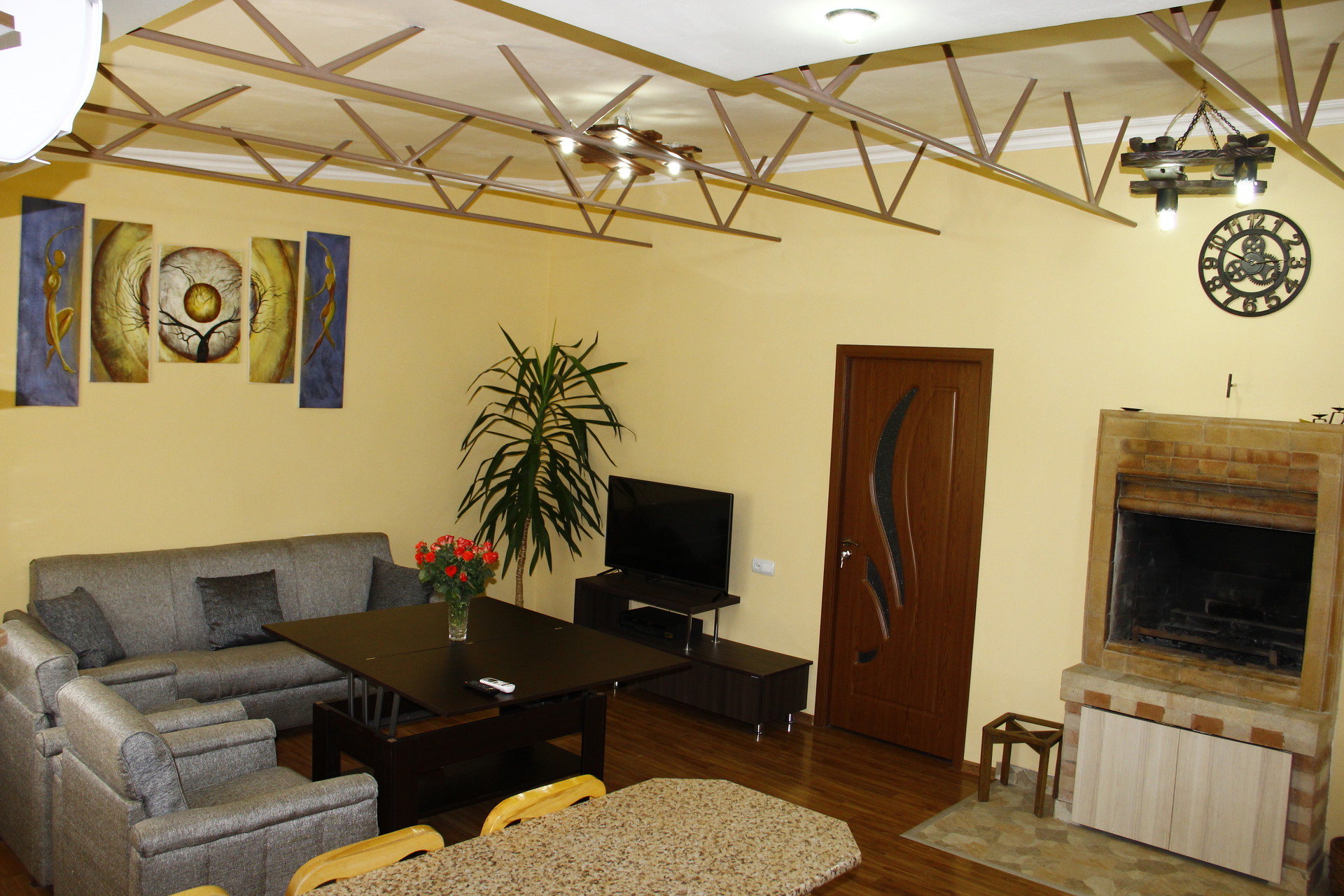 Creative Apartments For Monthly Rent In Yerevan for Rent