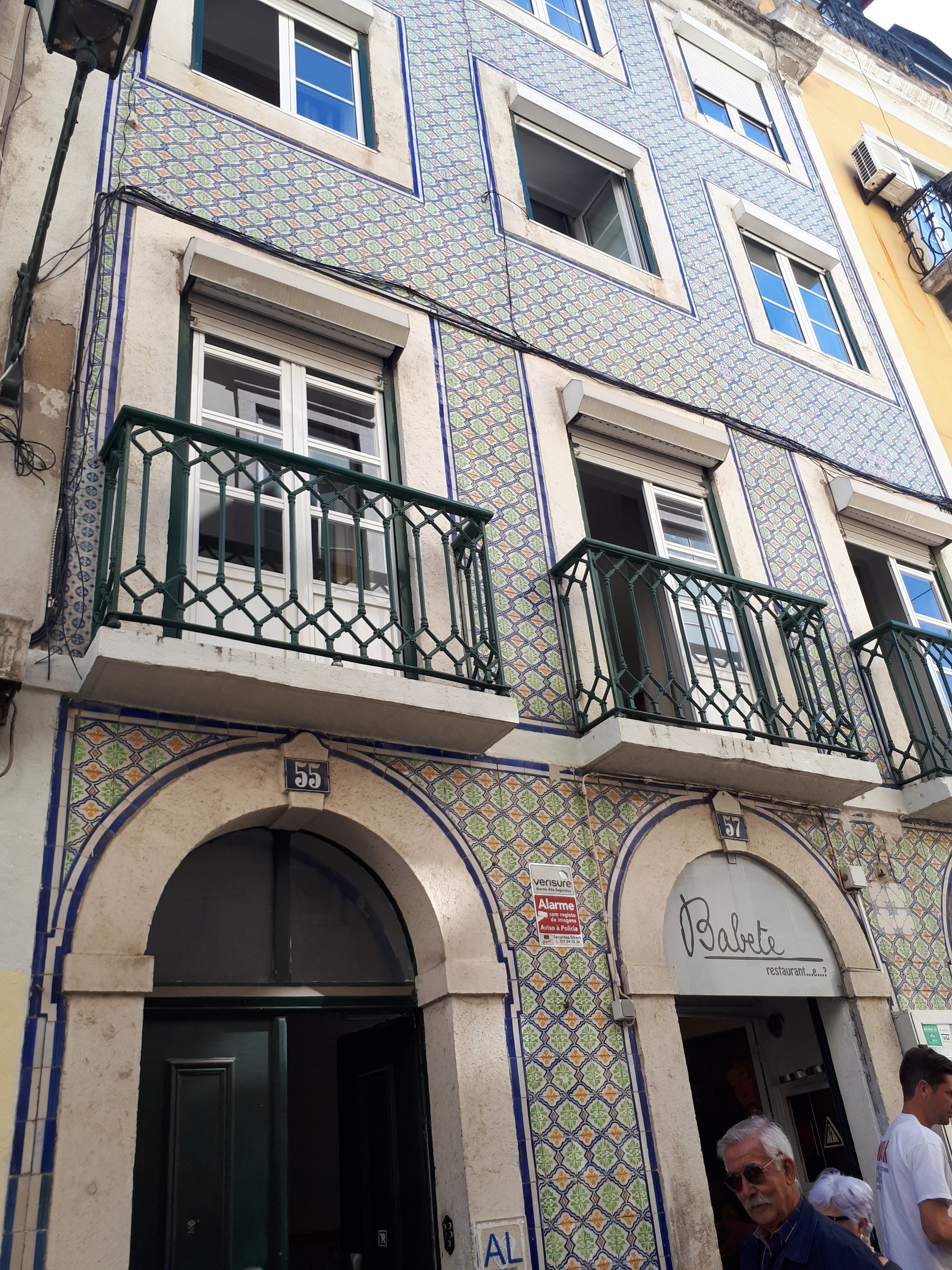 A Cosy 2BR Apartment in the Beating Heart of Lisbon (Lisbon Chiado