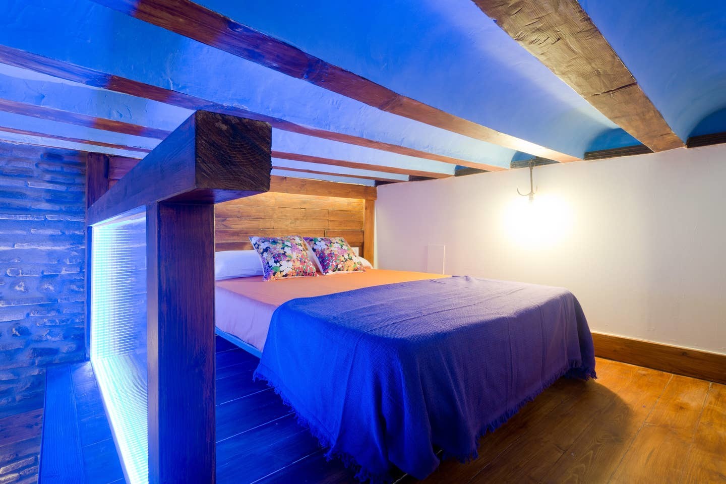 Apartamento con terraza privada y jardines comunitarios | Alquiler