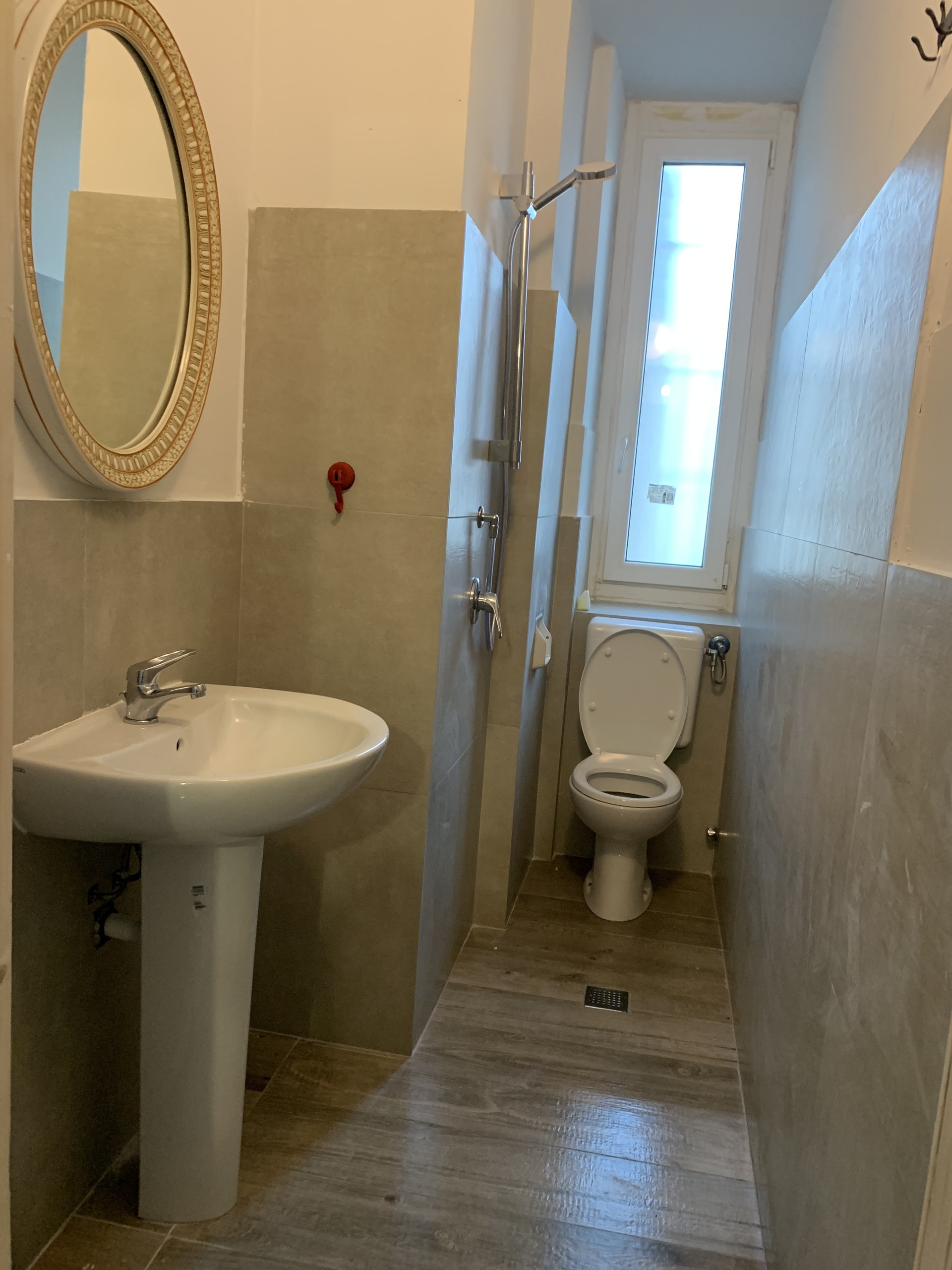 Se alquila una hermosa habitación en Turín de 4 habitaciones con