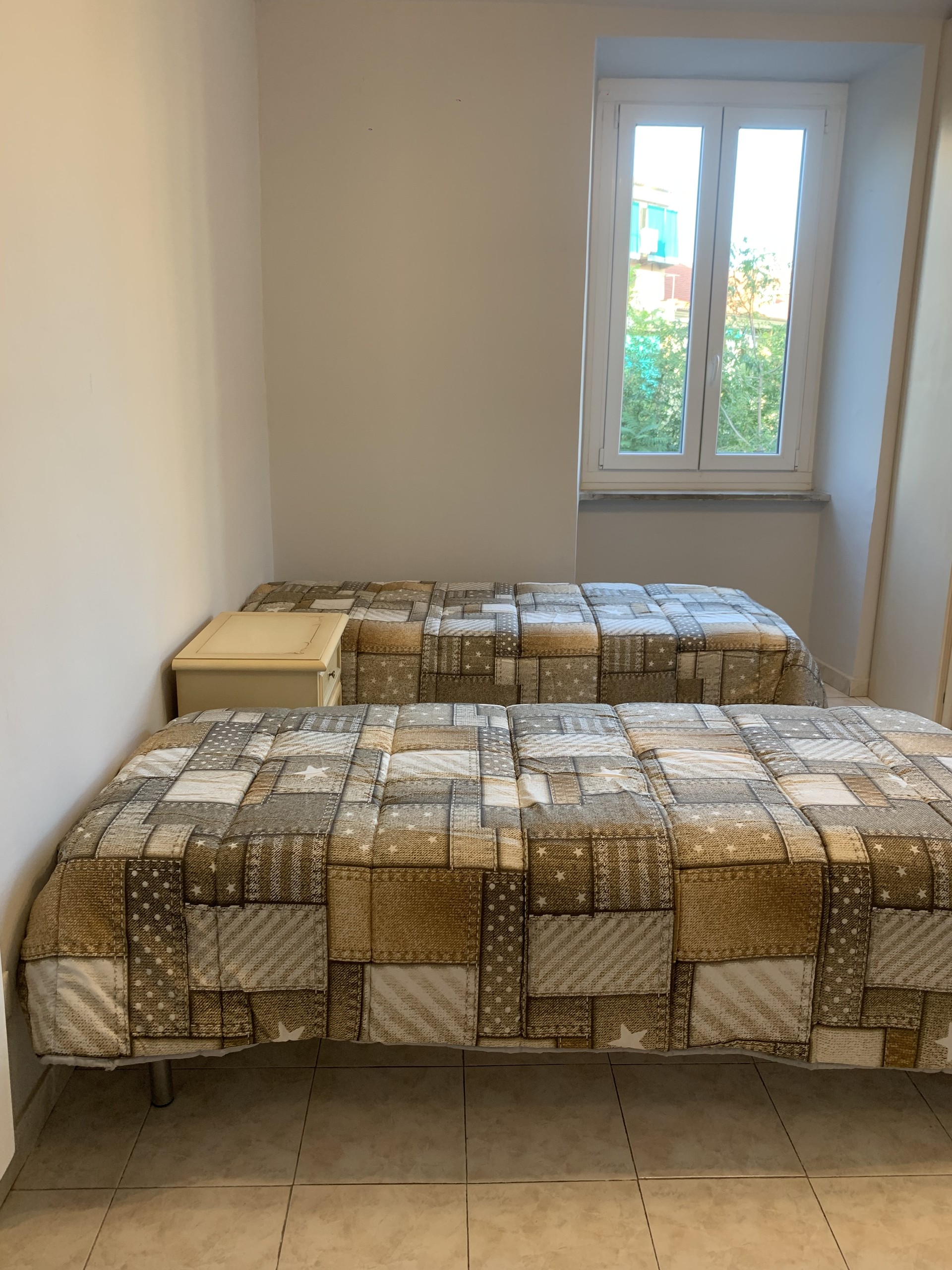 Bright And Corner Double Shared Bedroom In Porta Palazzo Aurora University Area