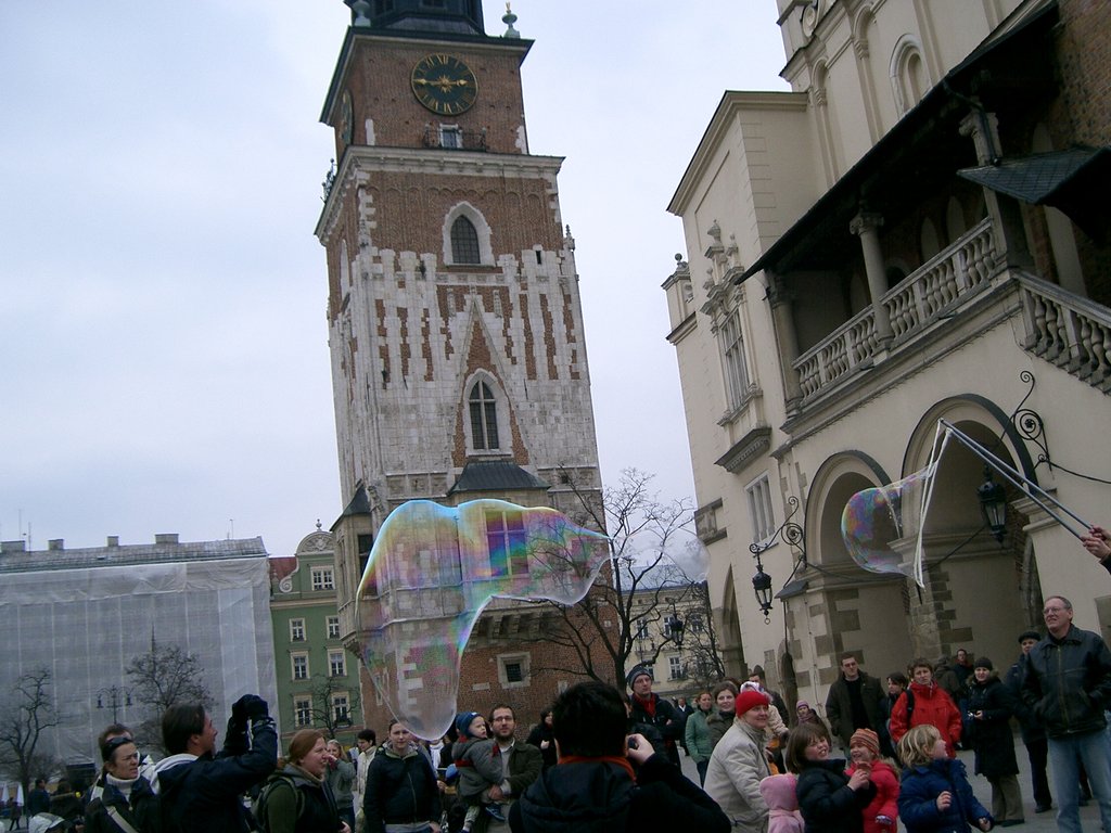 The biggest square in Europe, with the old market in the middle