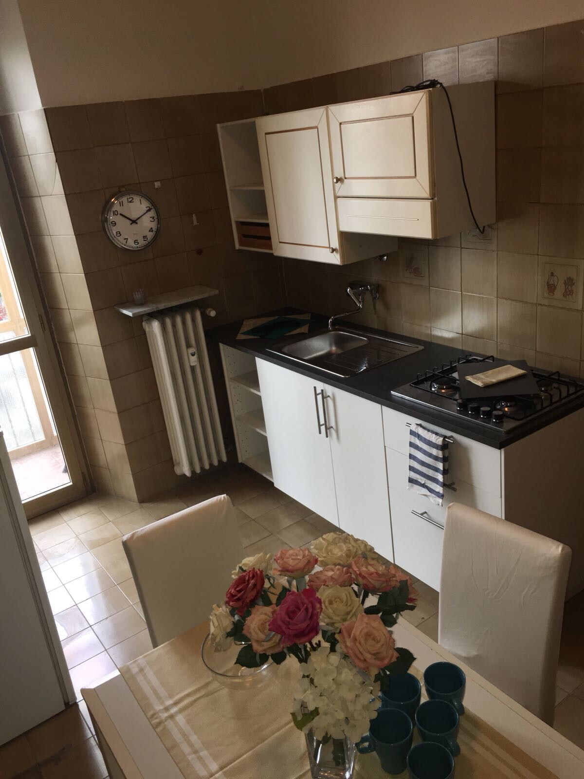 Alquilo una hermosa habitación para media y larga estancia en Turín en