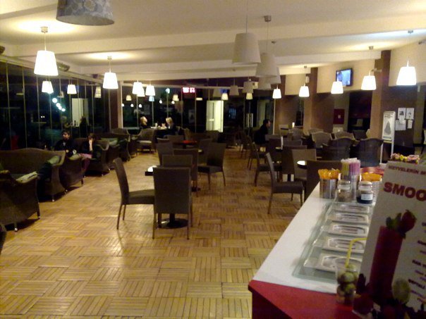 cafe 2
