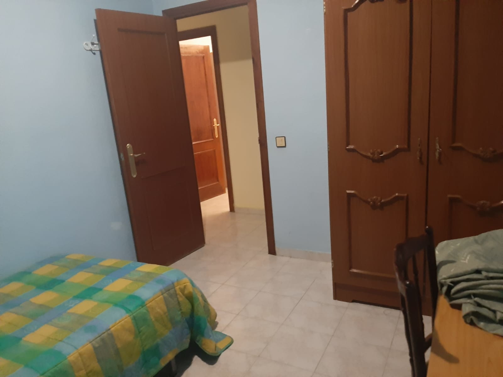 Piso luminoso y amplio de 4