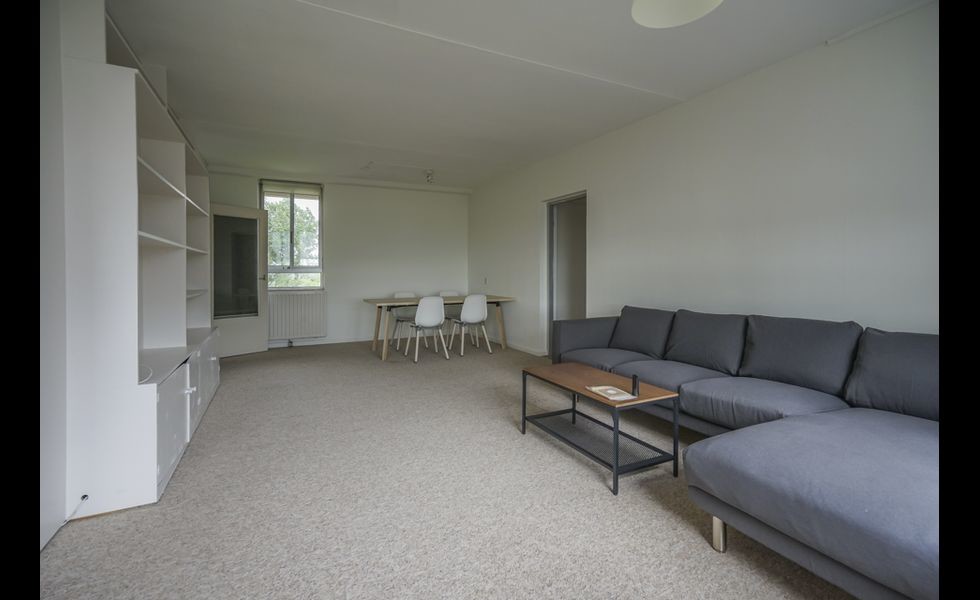 Amsterdam �da bağlantılı ve asansörlü 4 yatak odalı kiralık daire