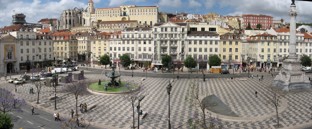 Praça do Rossio (Lisbon&#39;s central Plaza)