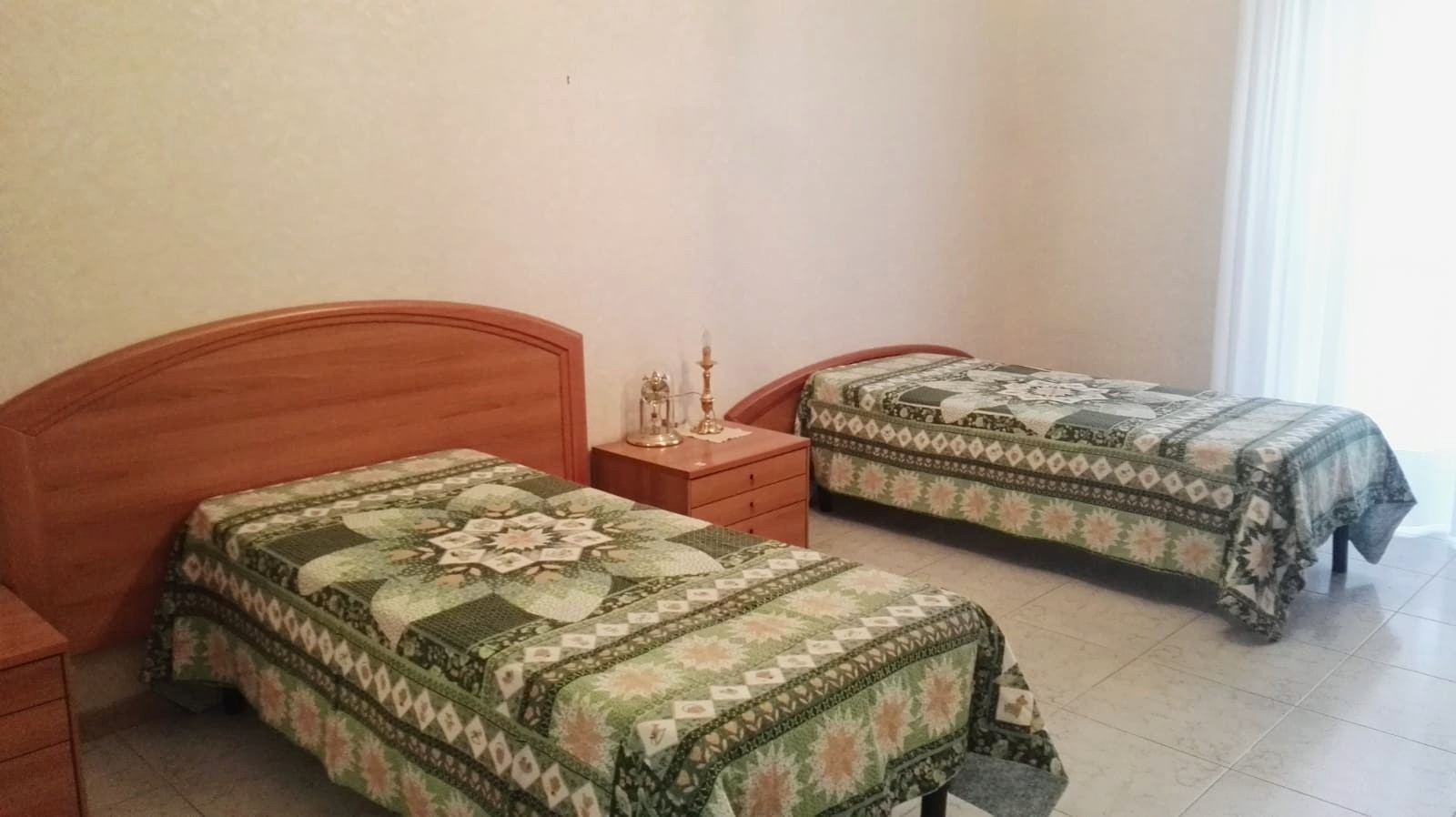 Rent Bed In A Large And Comfortable Double Room