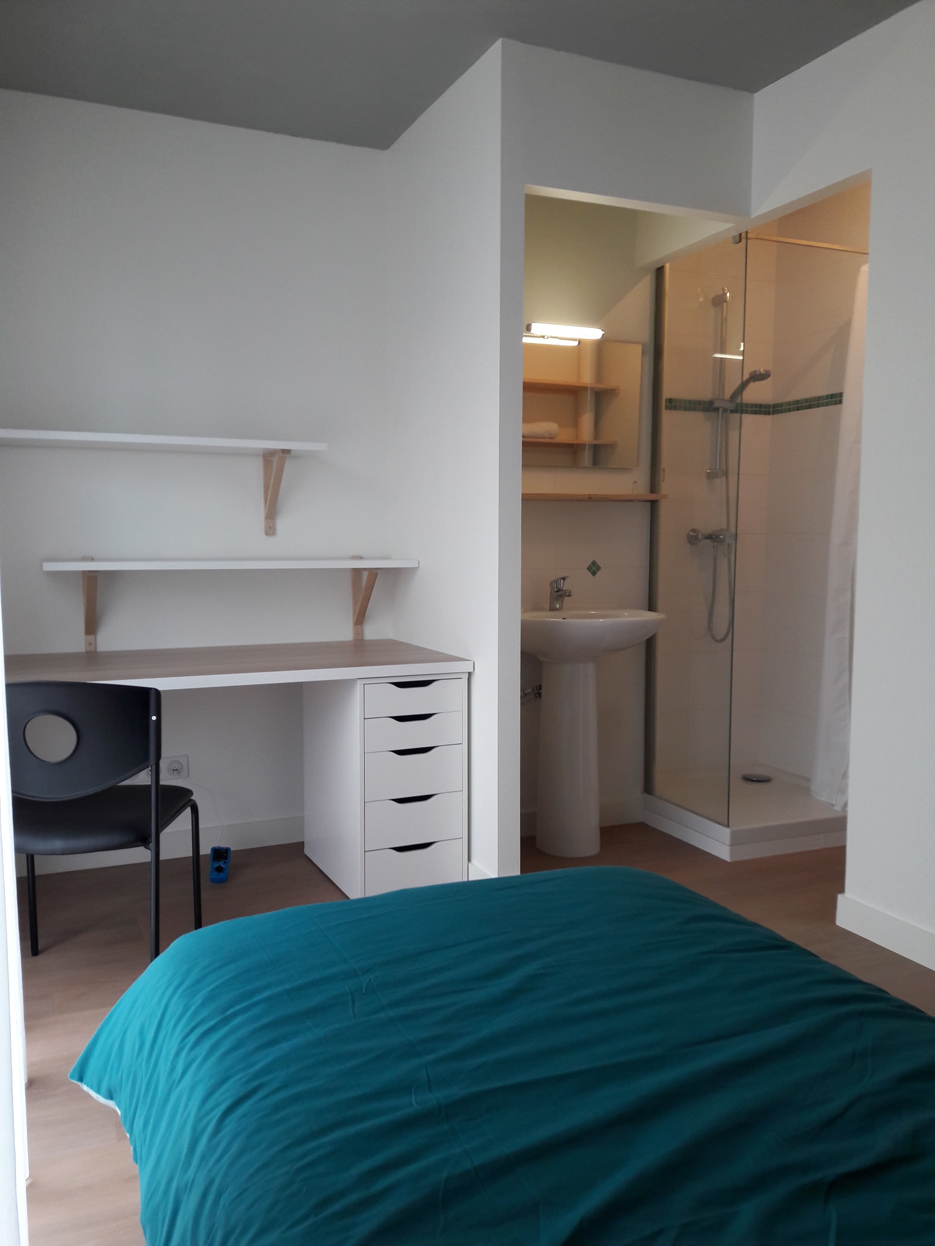 Chambre chez l'habitant avec sanitaires privatifs + 50