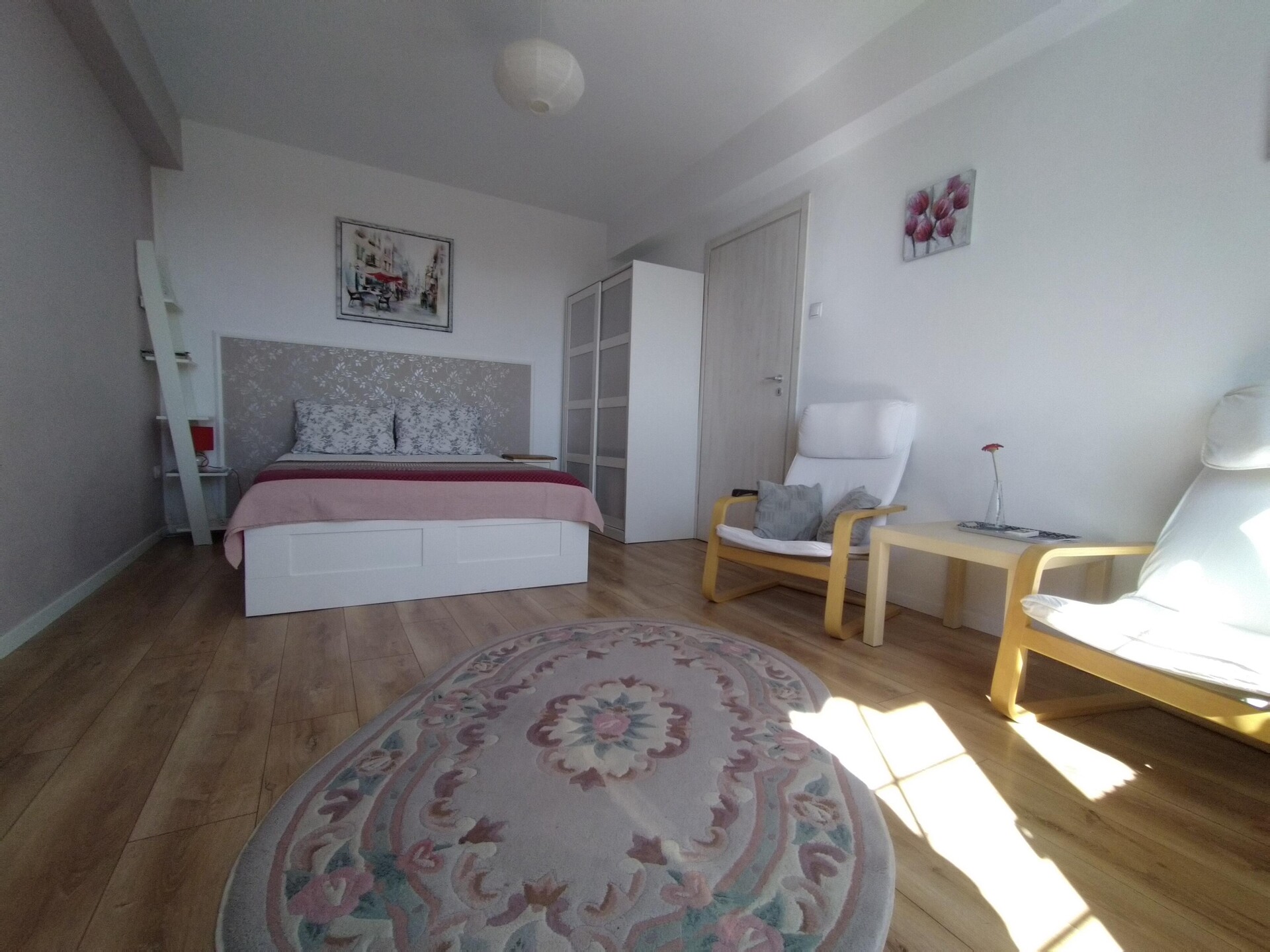 Apartment with a sunny terrace and a great view inside City Center