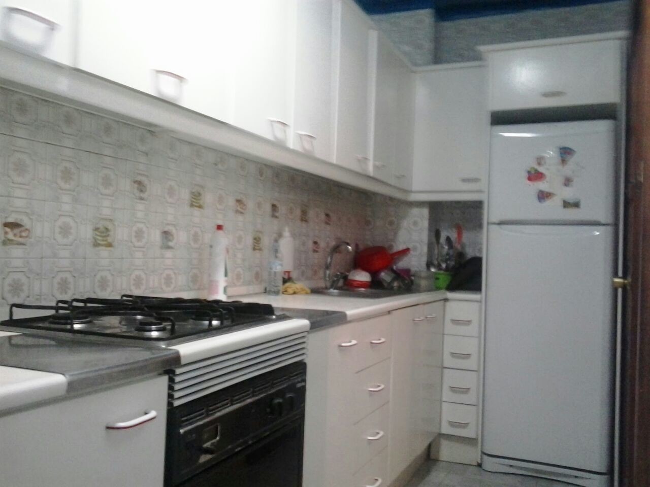 Habitacion amplia, luminosa, con gran ventanal con vistas | Alquiler