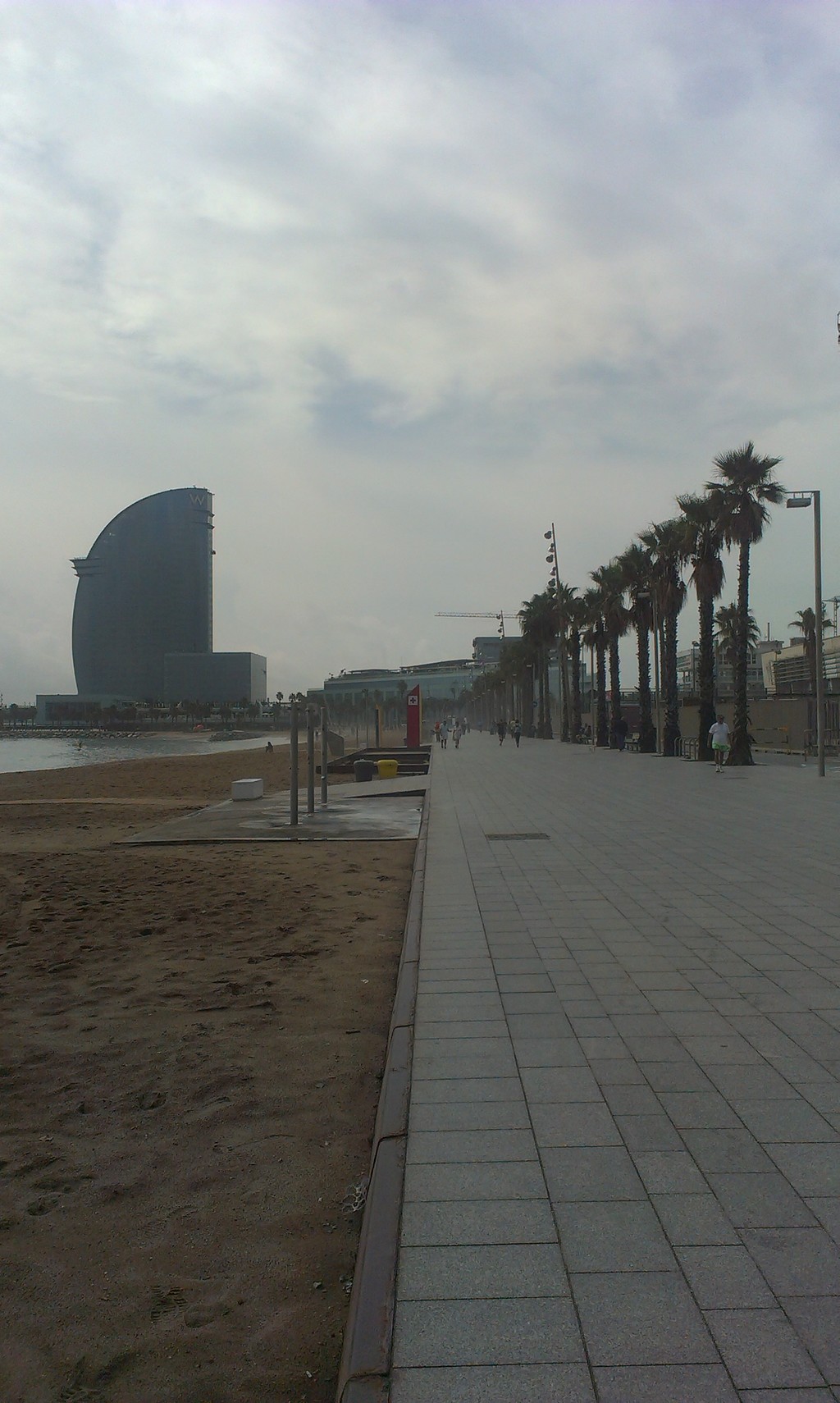 A famosa praia de Barcelona!