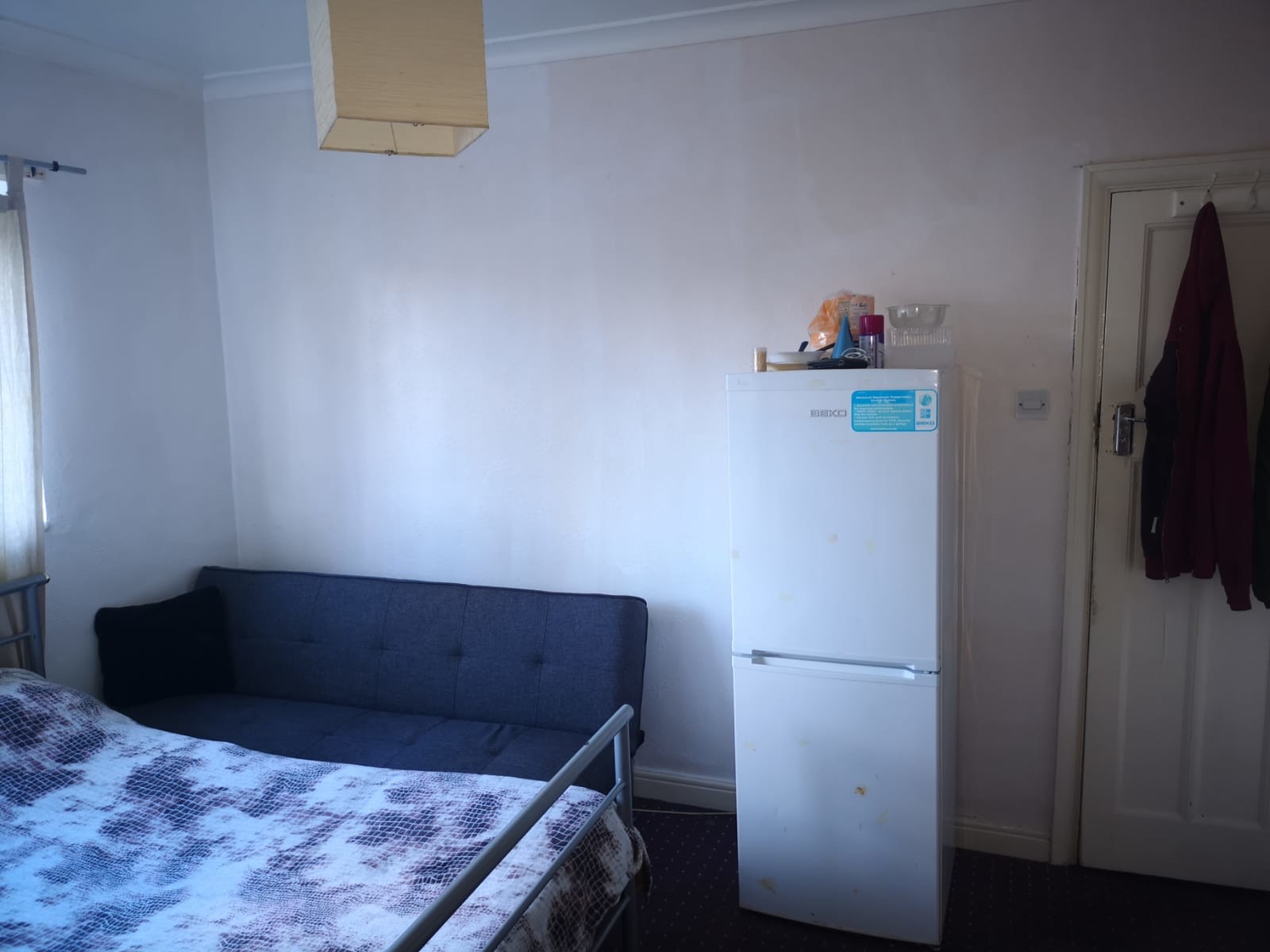 A Lovely Double Room Available In Roll Garden Ilford