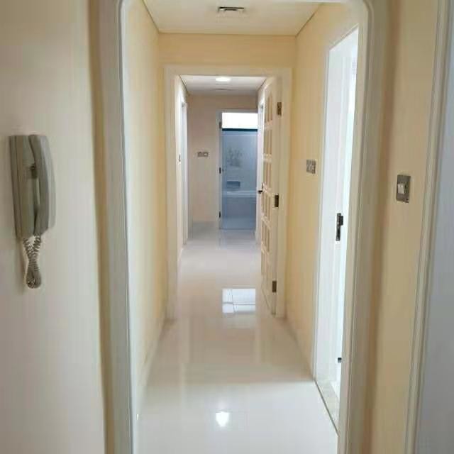 AbuDhabi Partition Rooms Available in Hamdan Street Near Sheraton Hotel