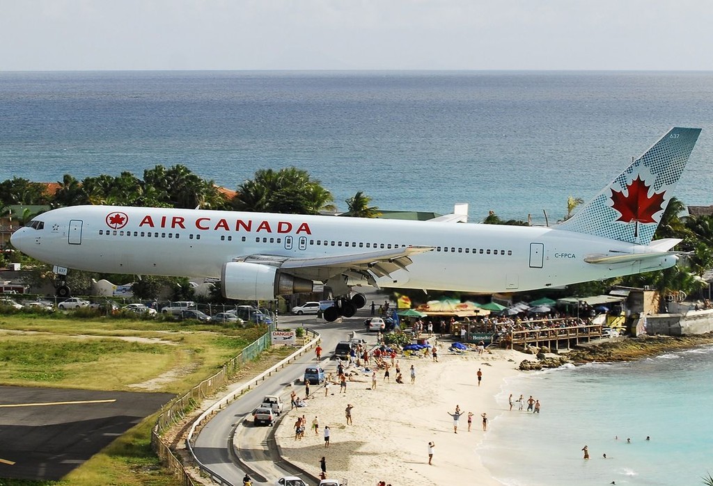 Air Canada Landing Low At Princesse Juliana Intl Airport