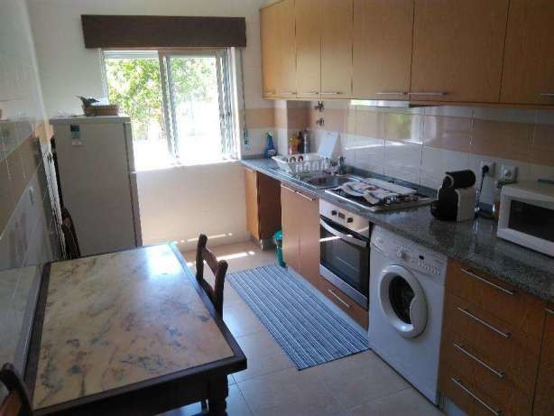 Aluguer de quarto na Caparica