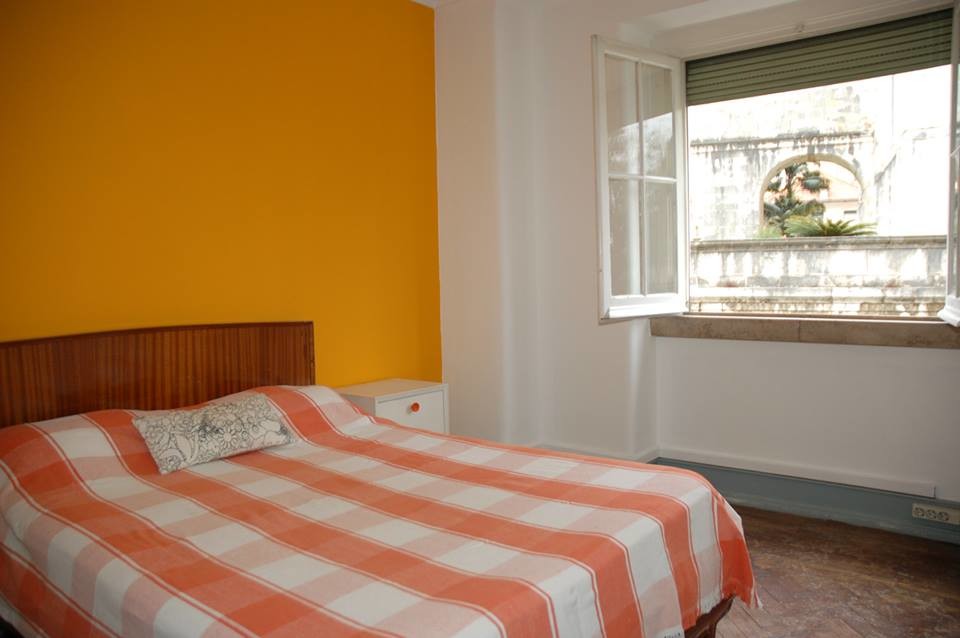 Amazing room in Rato! City center.Rua Dom João