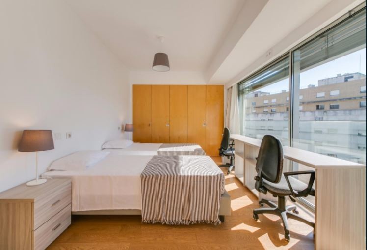 Amazing Twin Bedroom with Balcony and Ensuite Bathroom | Room for ... Amazing Twin Bedroom with Balcony and Ensuite Bathroom | Room for ...