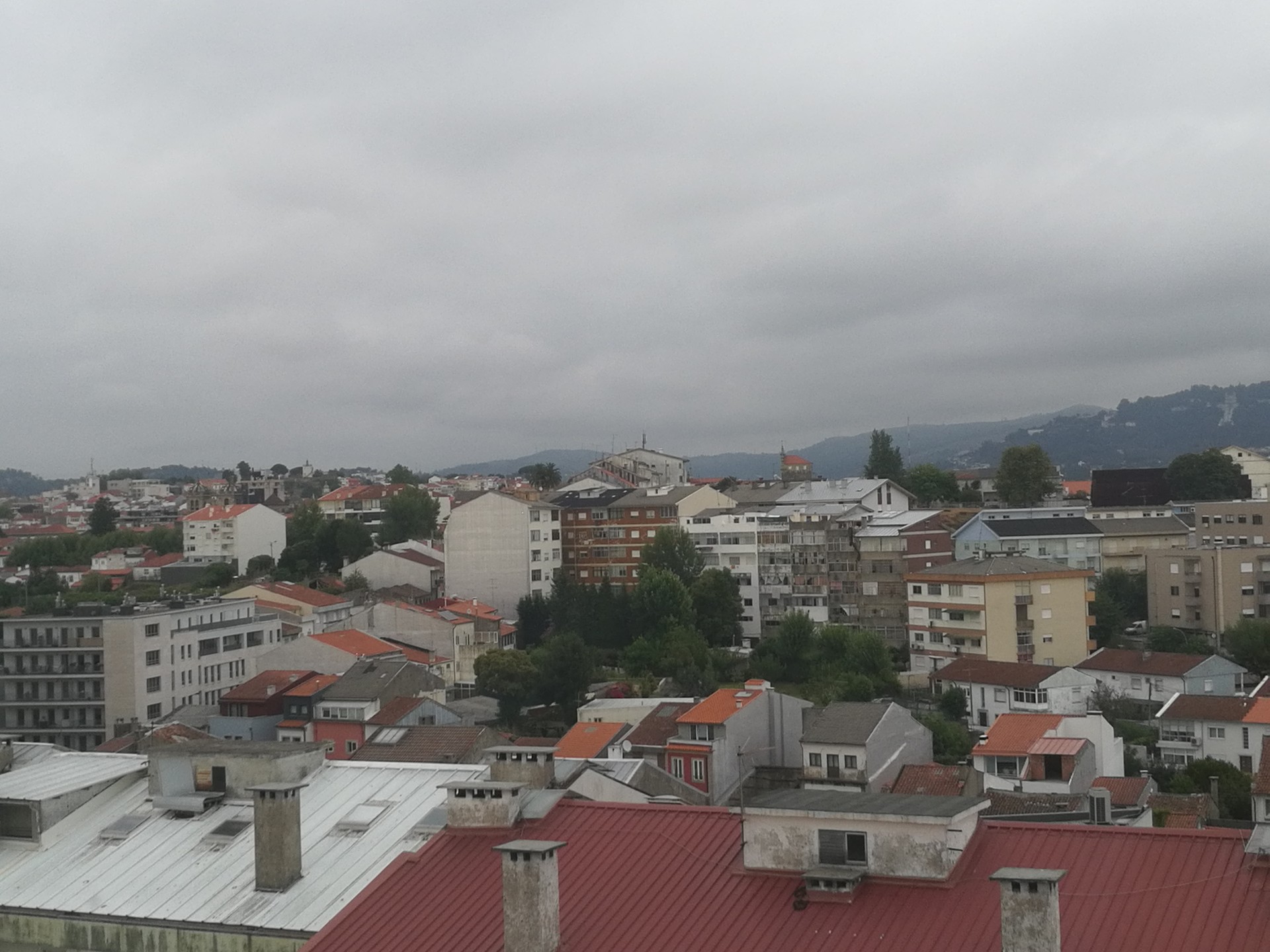 Andar amplo perto da central ferroviária de Braga