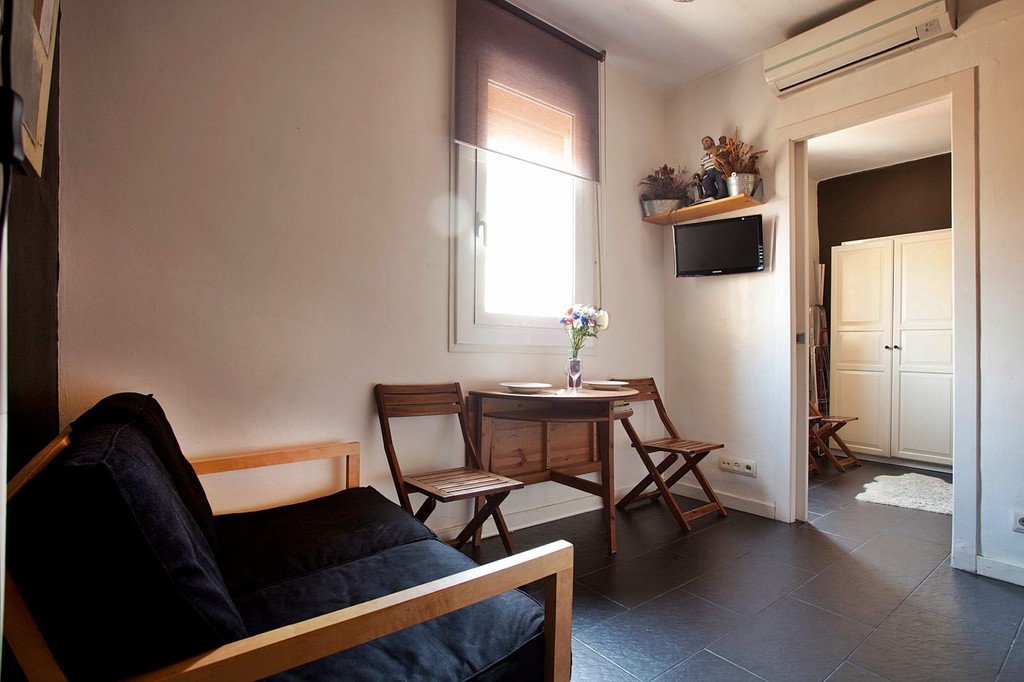 Apartamento en Barceloneta 2 habitaciones junto a la playa | Alquiler pisos Barcelona