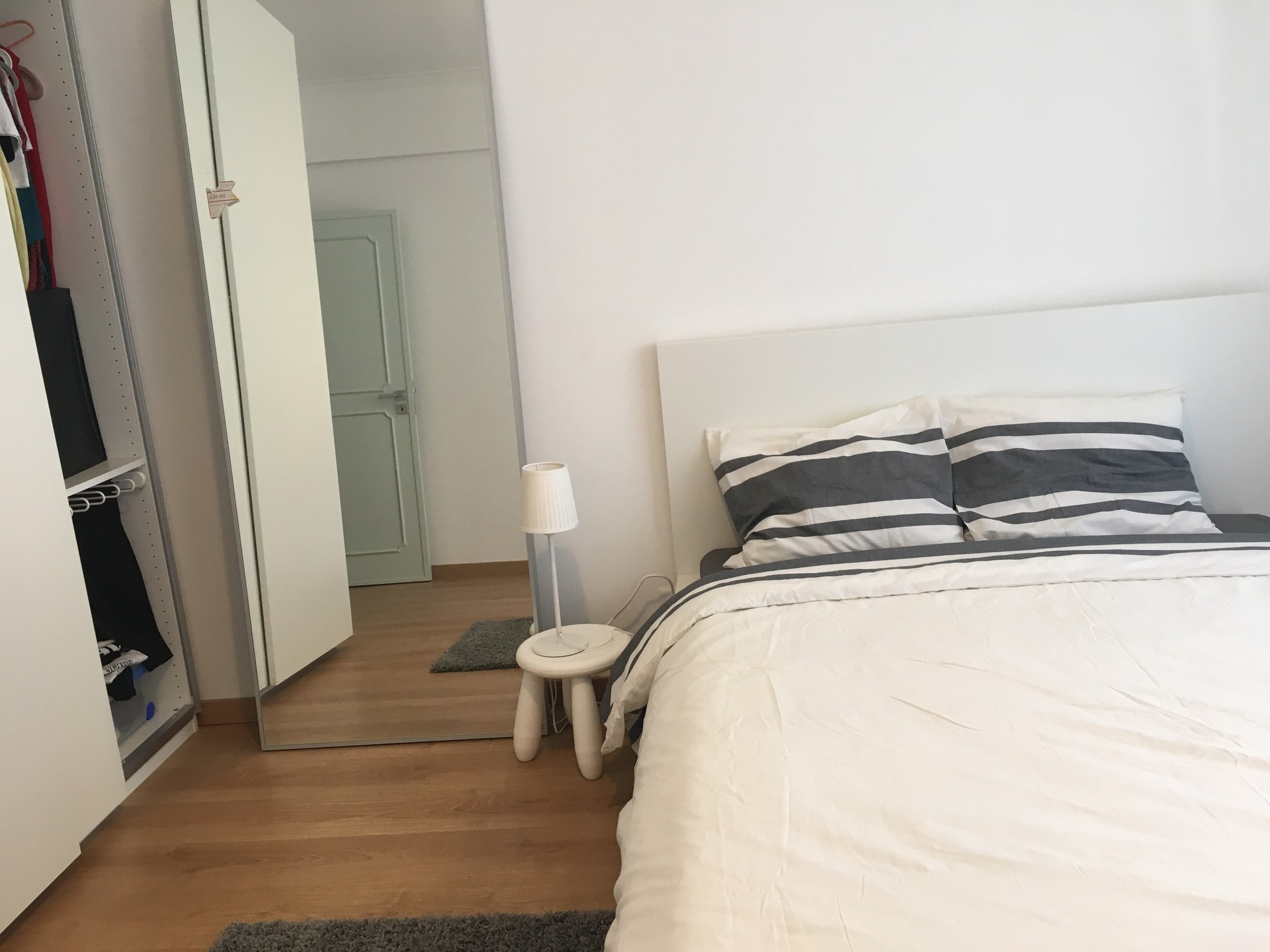 Quarto em apartamento na Amadora