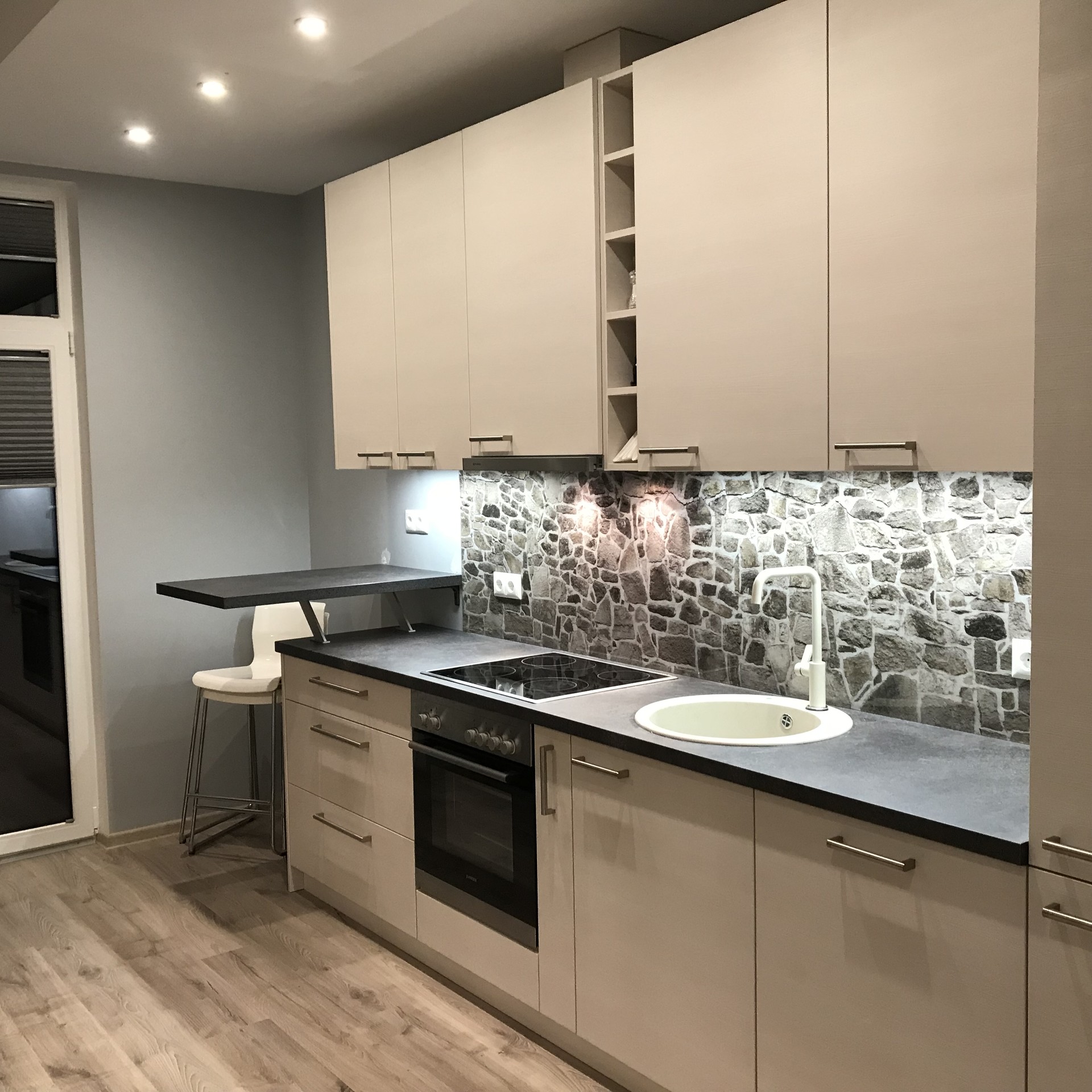 Apartment 5 km away from student's city Sauletekis Flat rent Vilnius