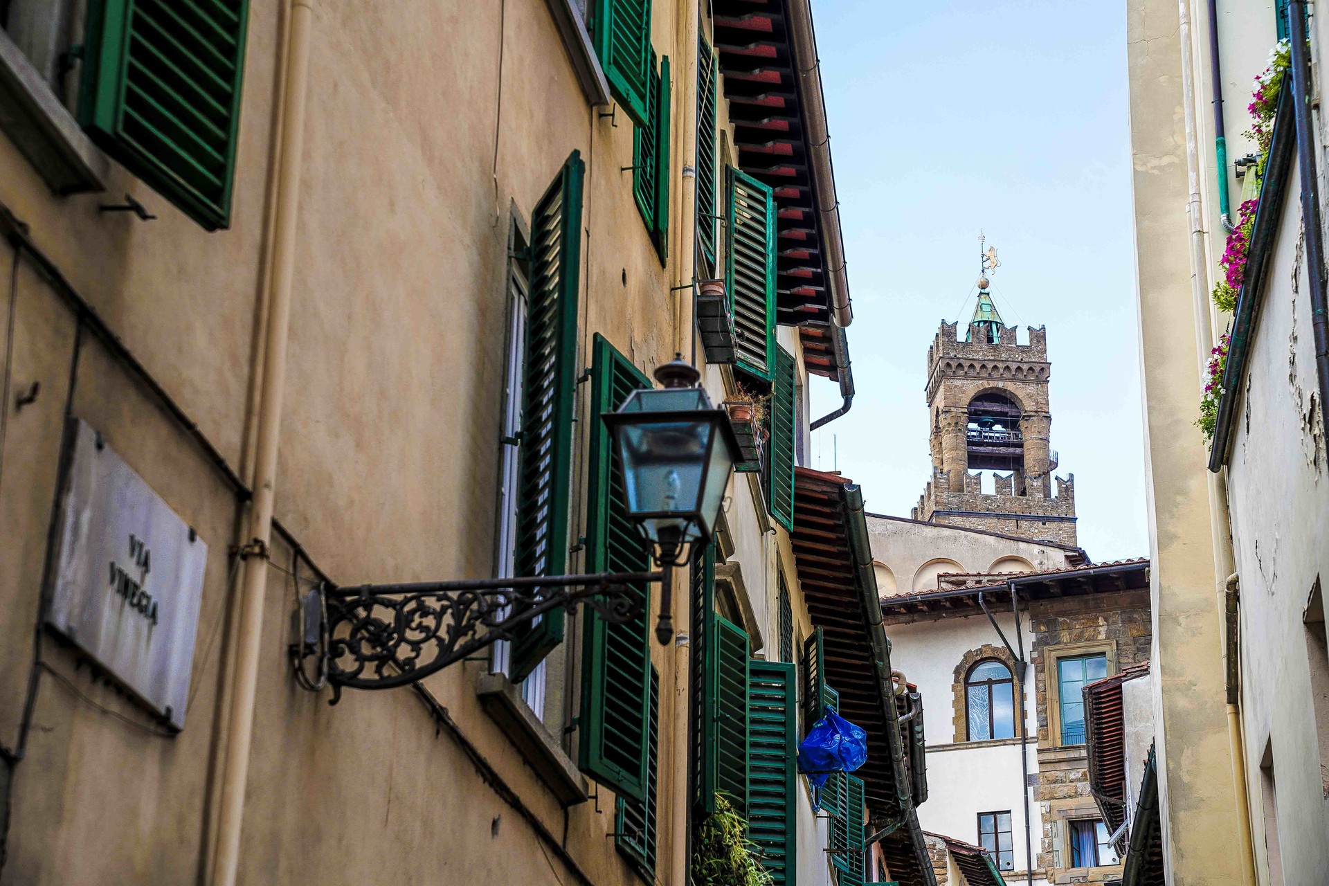 Appartamento in casa torre nel cuore del centro storico ...