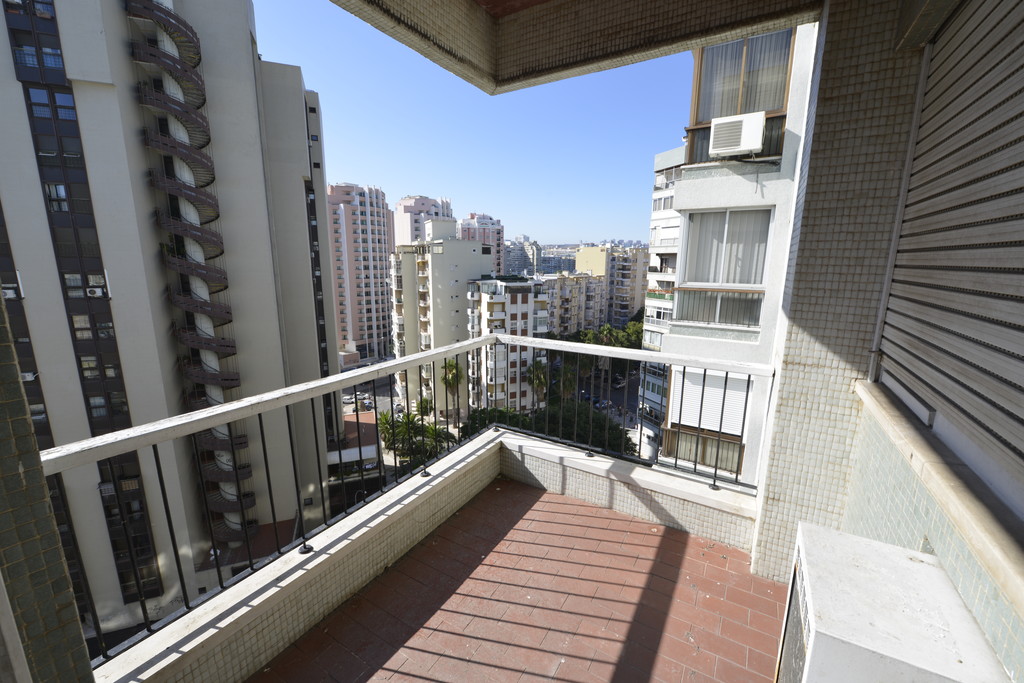 Apartment Miraflores/Algés for 4 persons_Near Belém area Flat rent