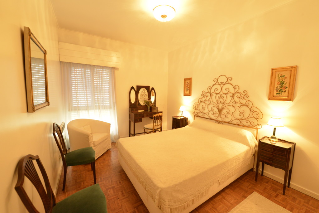 Apartment Miraflores/Algés for 4 persons_Near Belém area Flat rent