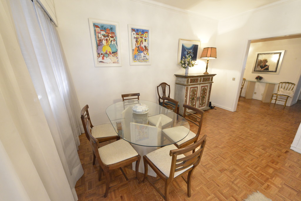 Apartment Miraflores/Algés for 4 persons_Near Belém area Flat rent