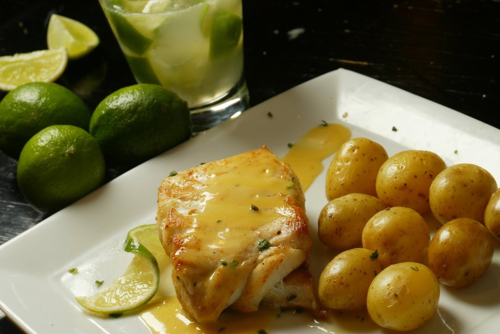 asian-salmon-cherne-oven-potatoes-spices