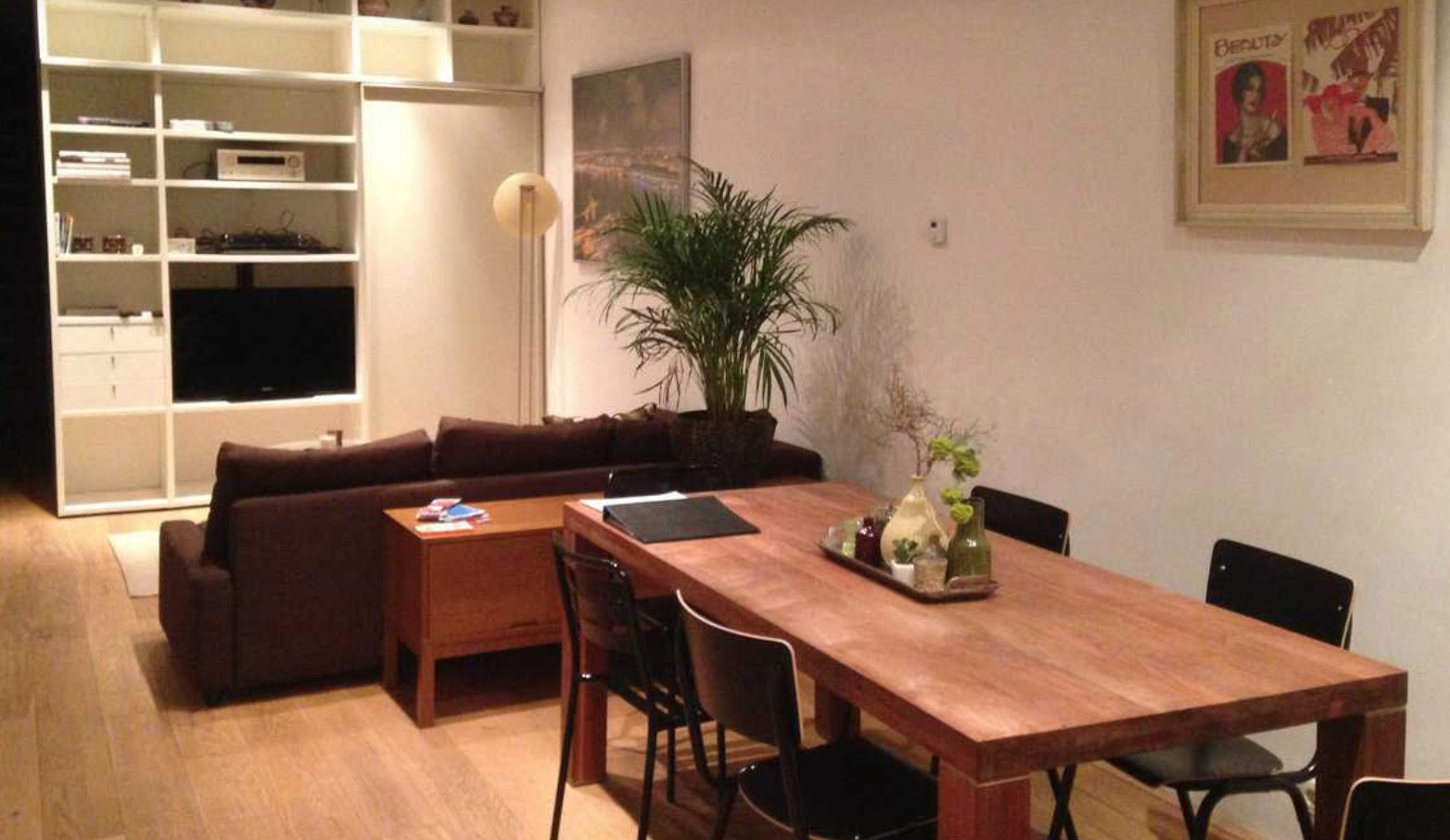 Amsterdam �da asansörlü 1 yatak odalı kiralık daire