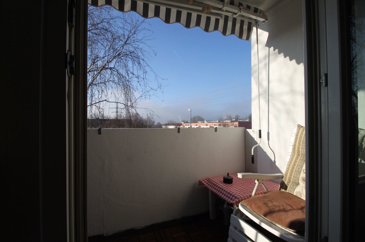 Beautiful 1 Bedroom Apartment For Rent In Munich W Balcony Centrally Located Working Professionals Only