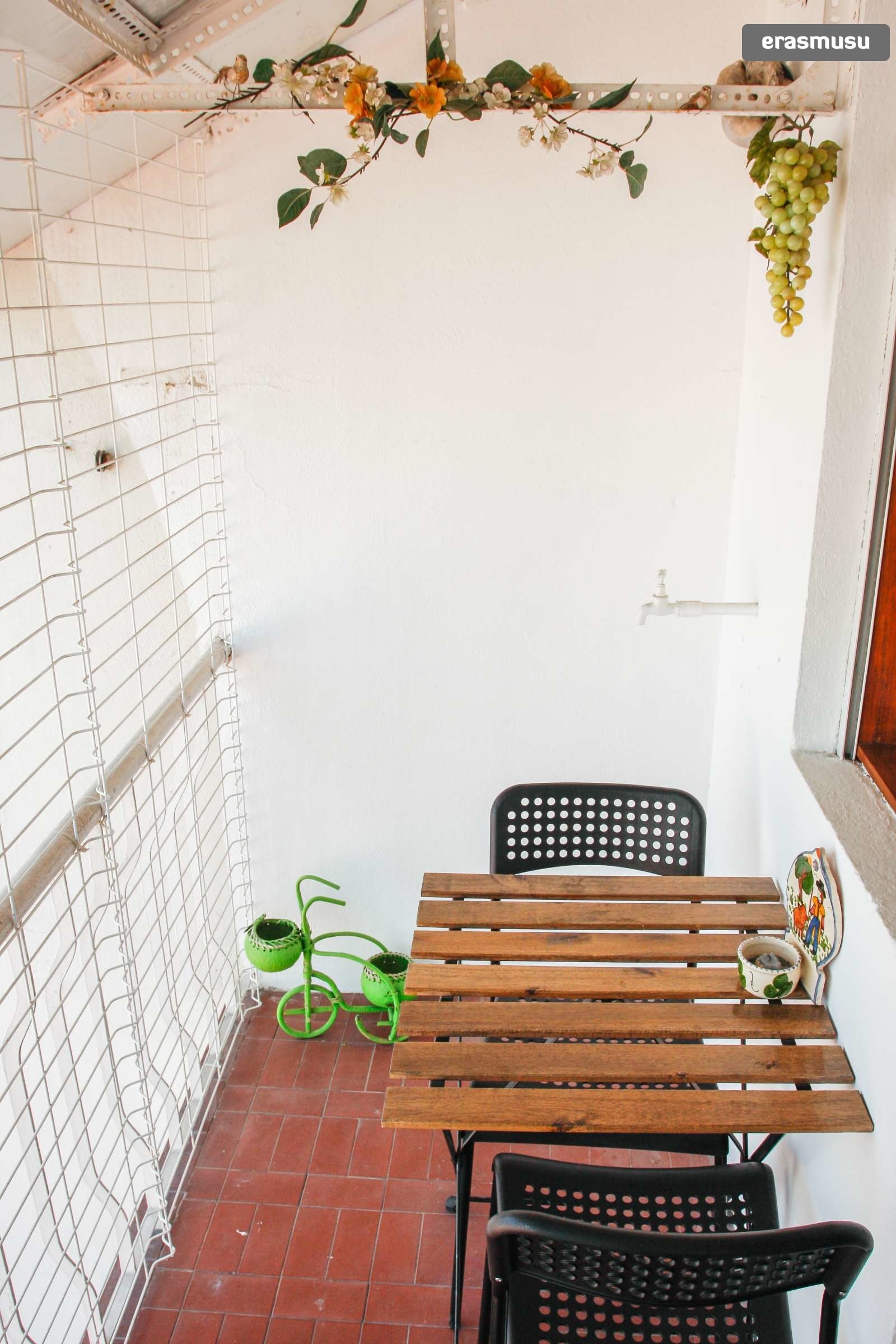 Beautiful 1-bedroom apartment with terrace for rent in Bonfim, central Porto