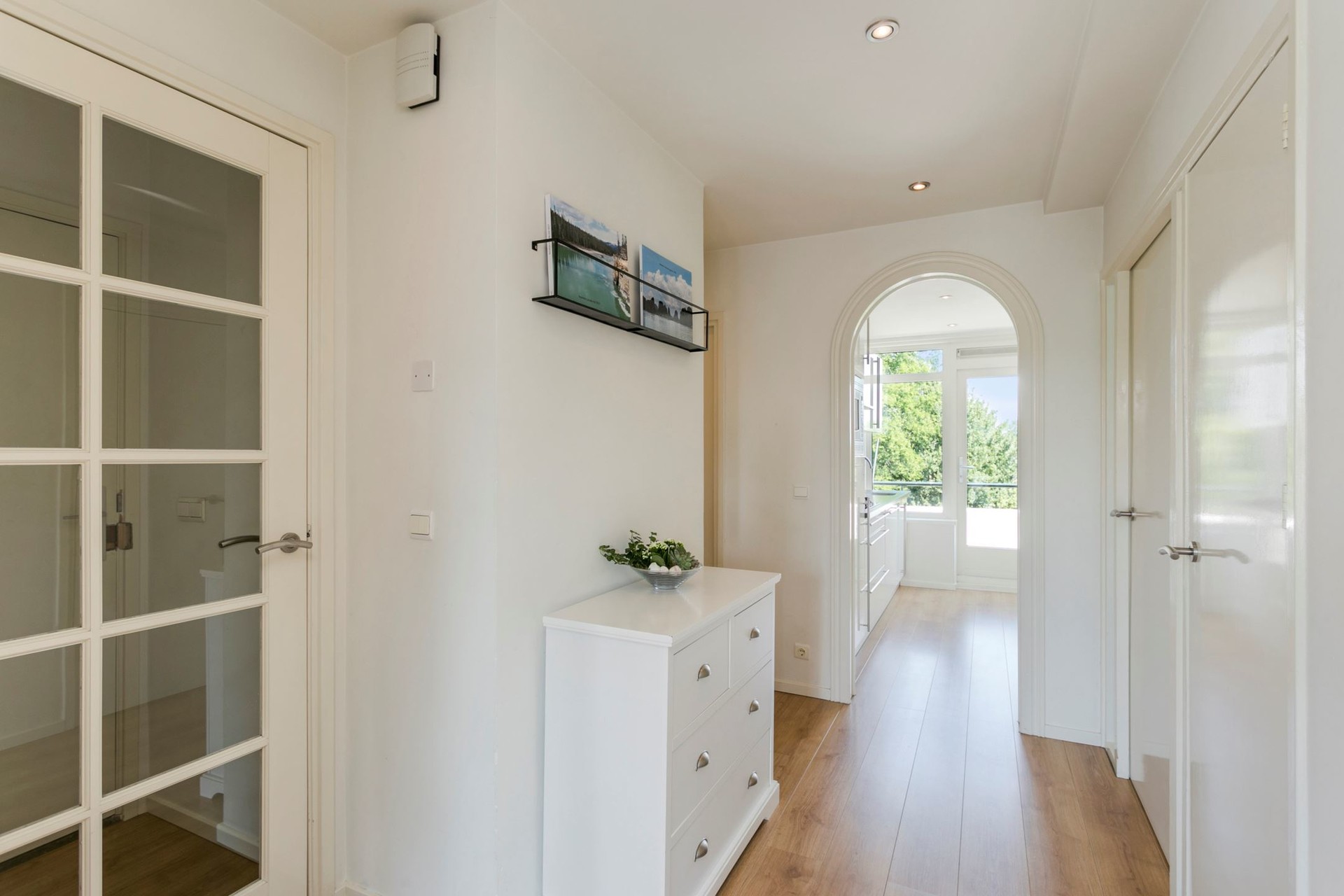 Beautiful 2 bedroom apartment next to Erasmus university! Flat rent