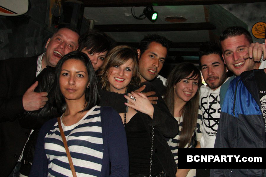 Beer Pong in Ovella Negra